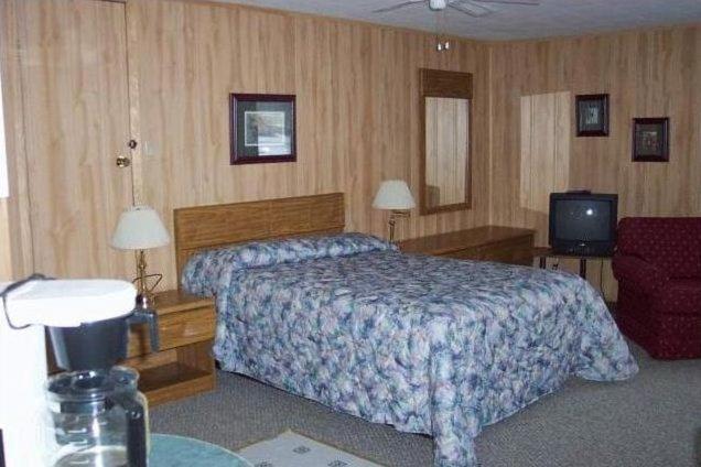 Queen Room photo 3