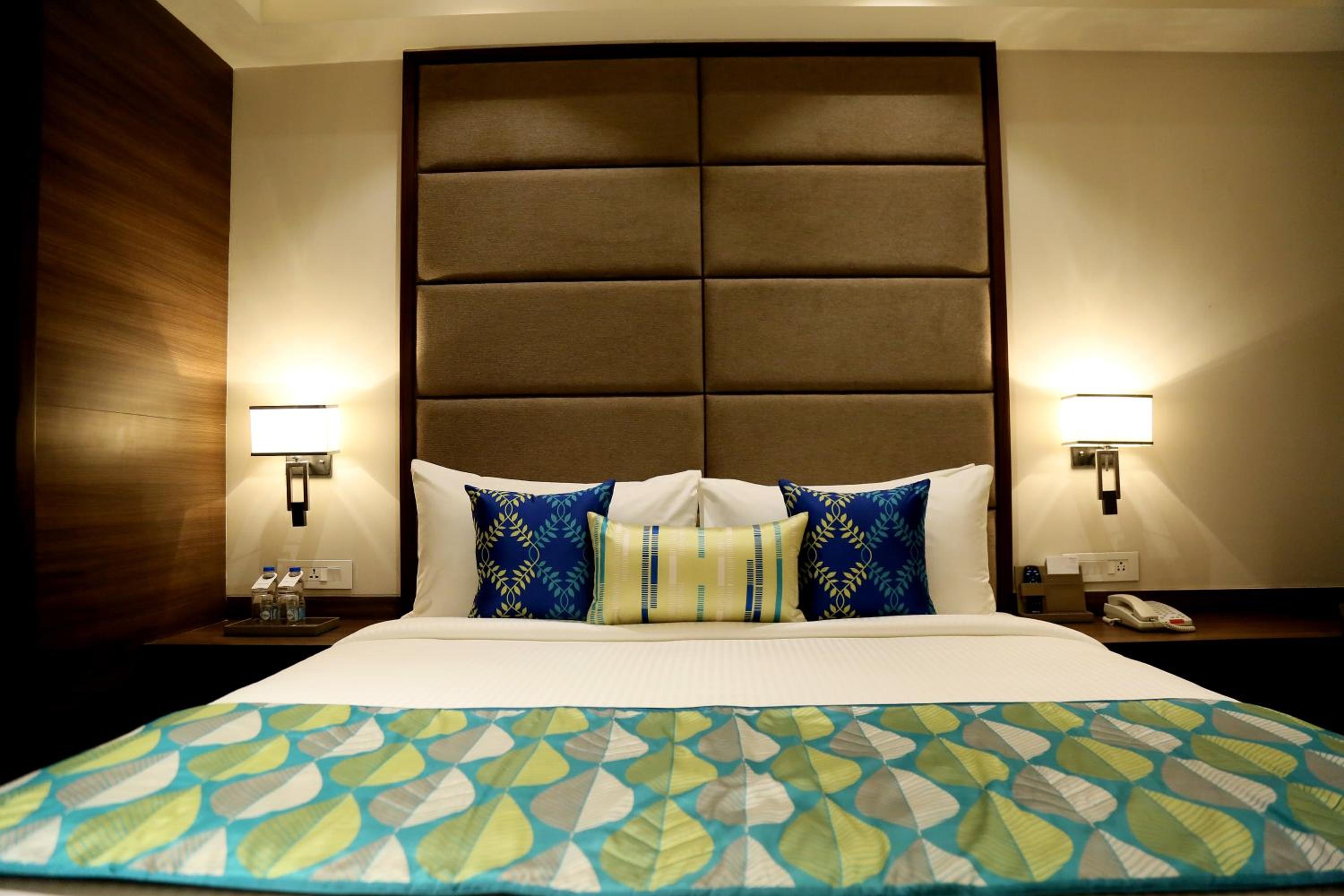Fortune Club King Room 20% discount on laundry, Early check-in and Late check-out subjected to availability - Photo 2