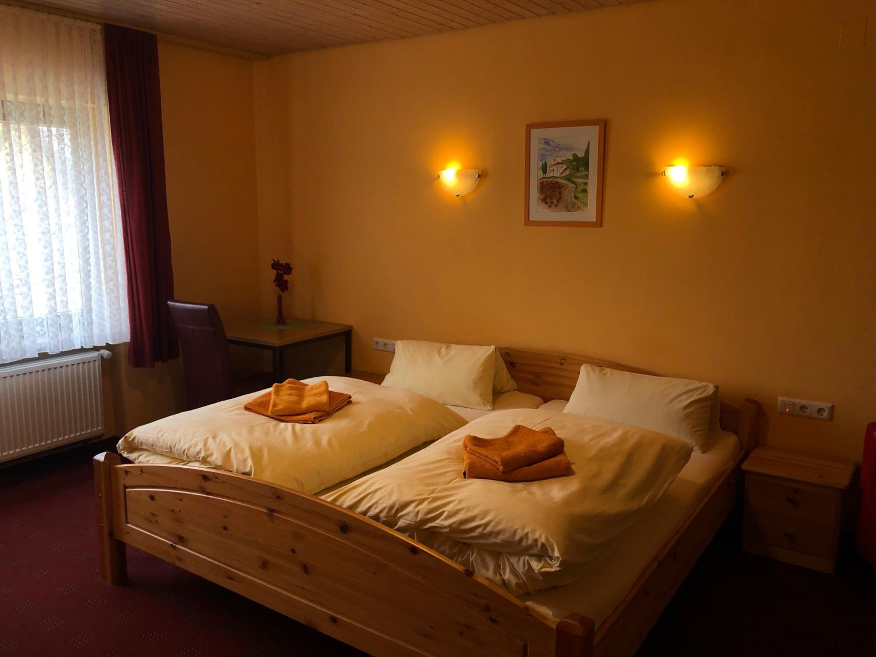 Large Double Room photo 3