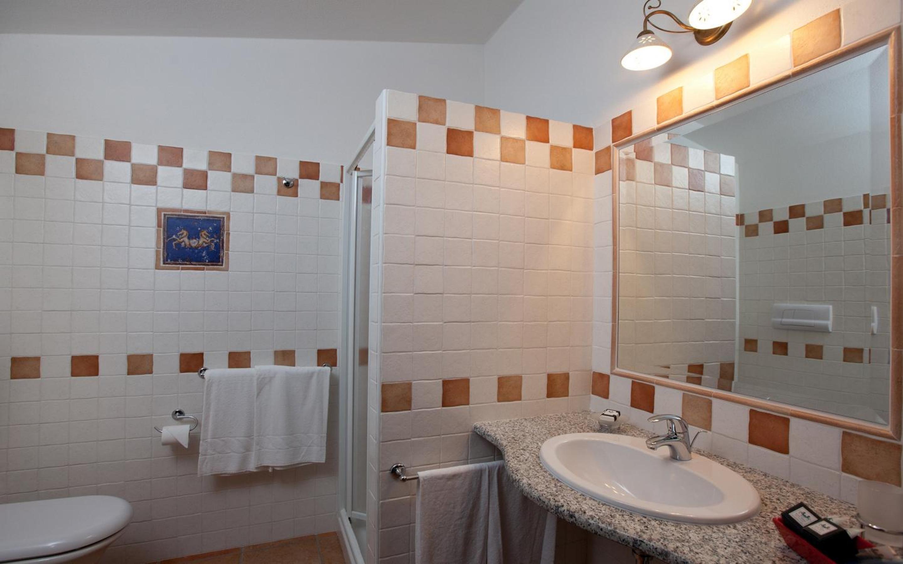 Double or Twin Room with Garden View - Photo 7