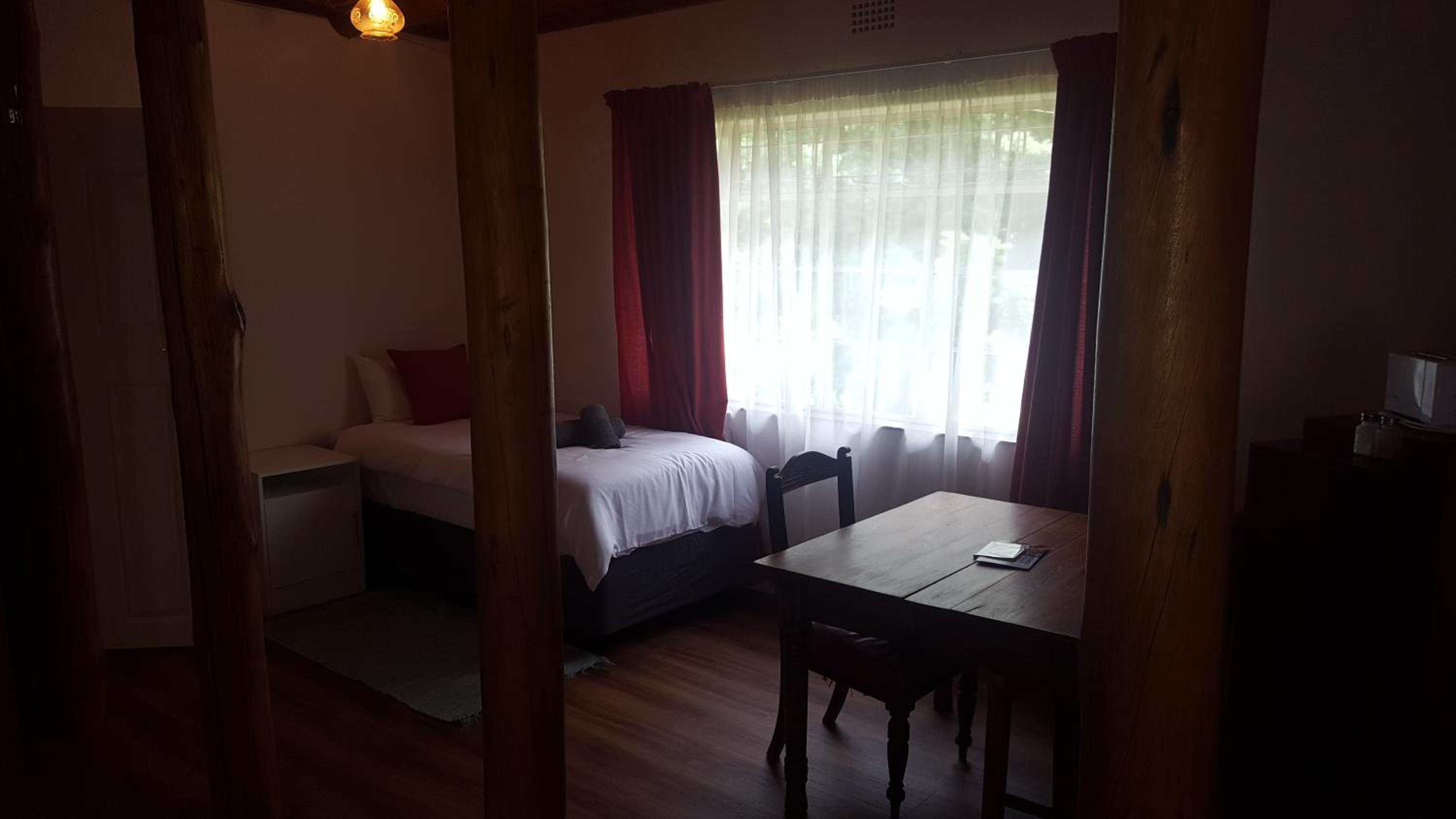 Deluxe Family Suite - Photo 19