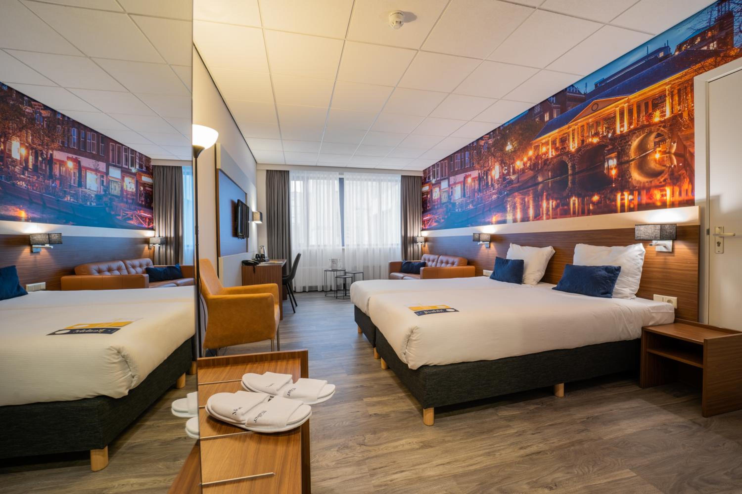 Deluxe Room - Photo 8