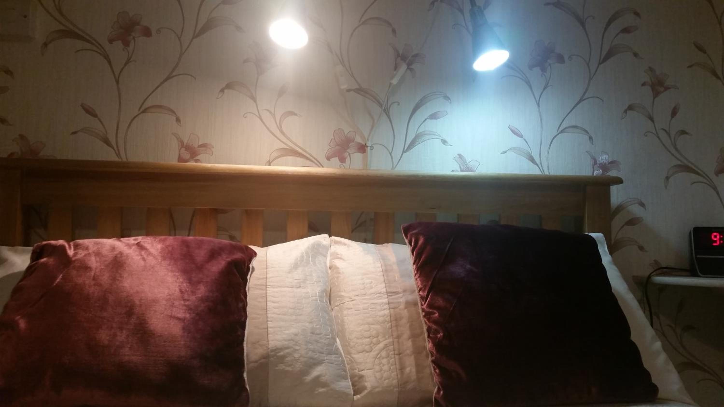 Double Room with Private Bathroom - Photo 1