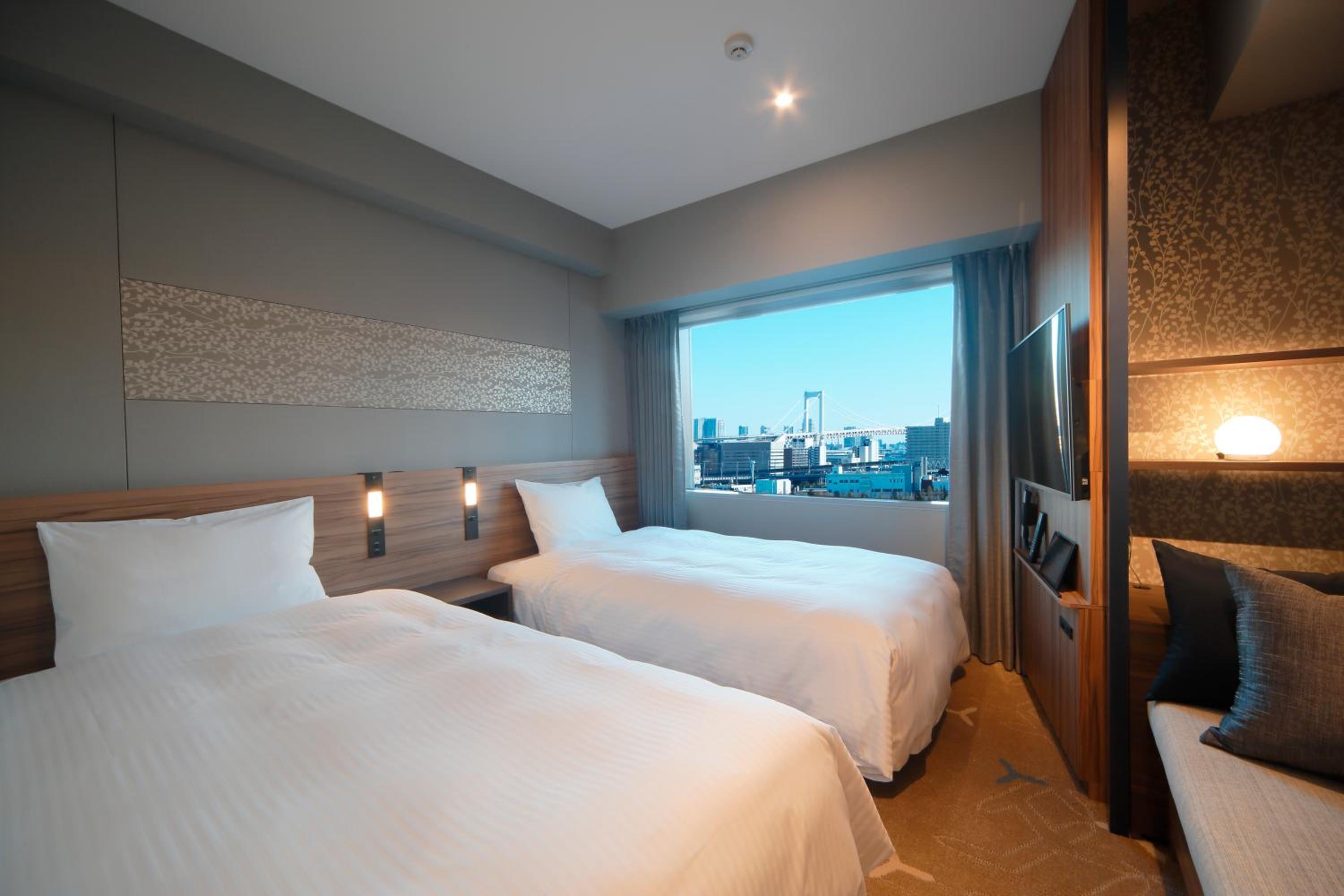 Deluxe Twin Room photo 3