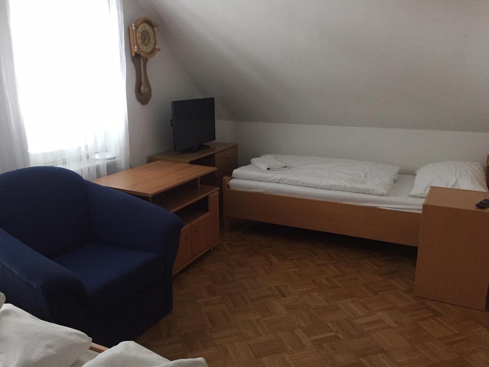 Two-Bedroom Apartment - Photo 15