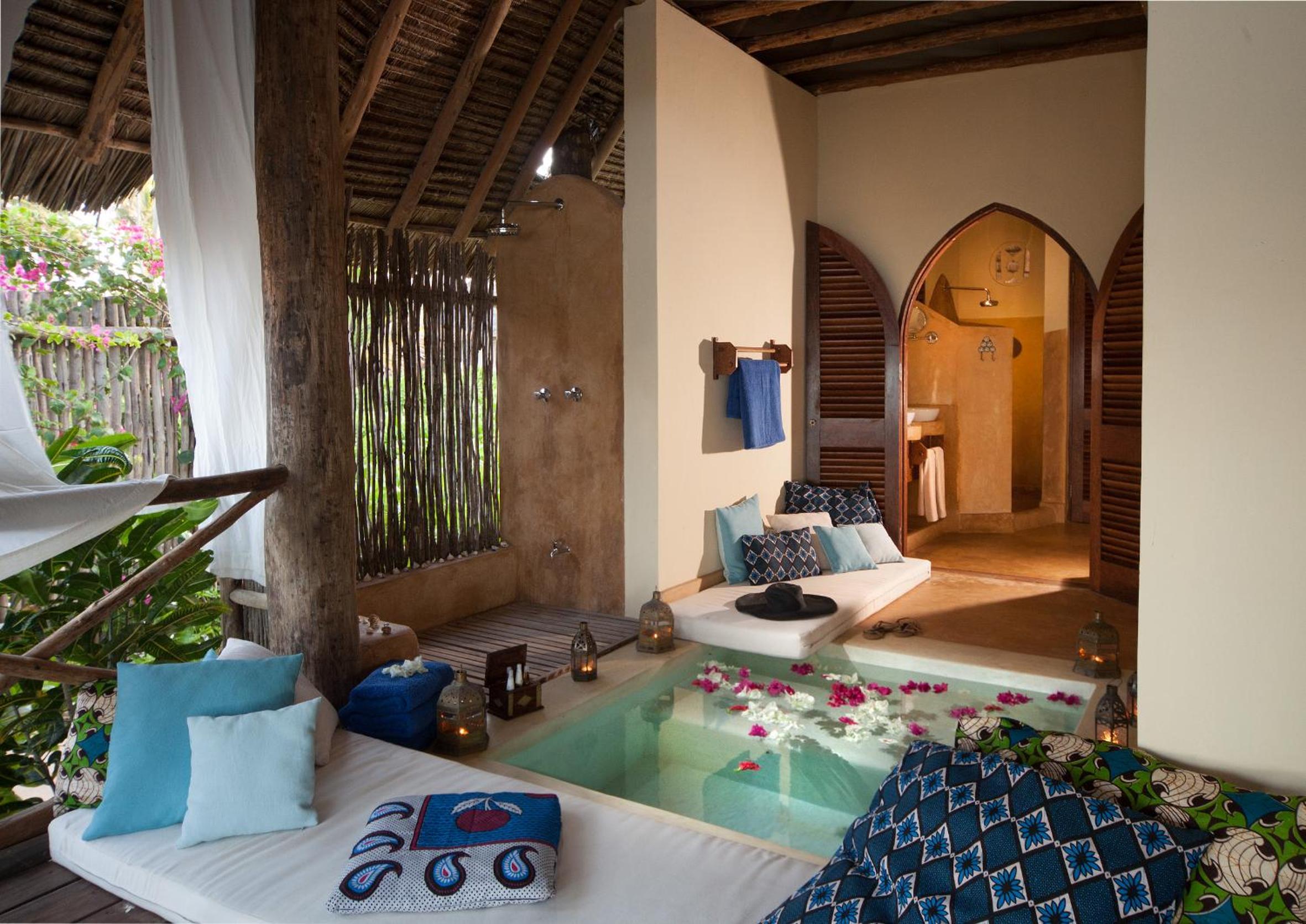 Bungalow With Pool View