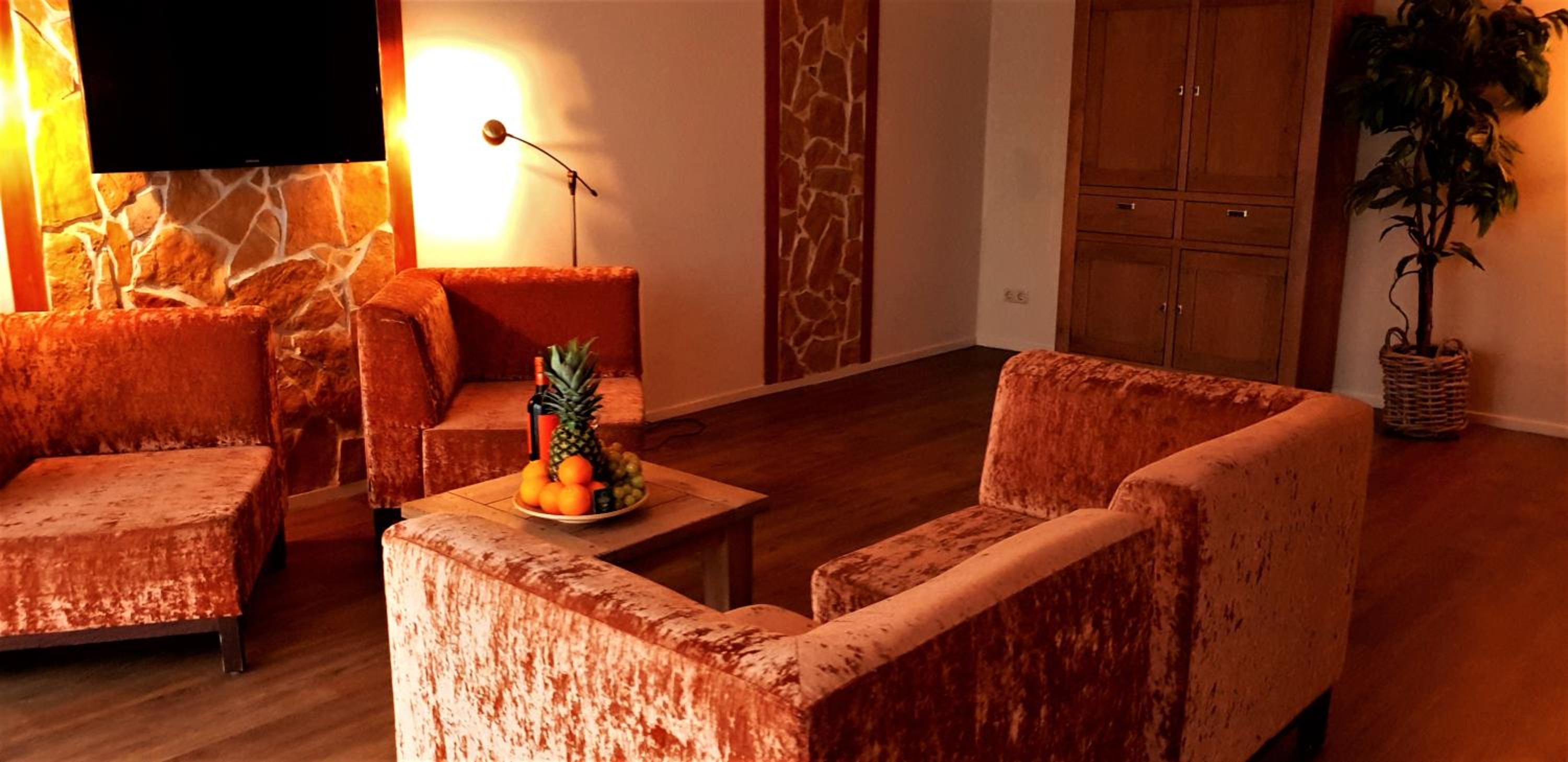 Family Room photo 2