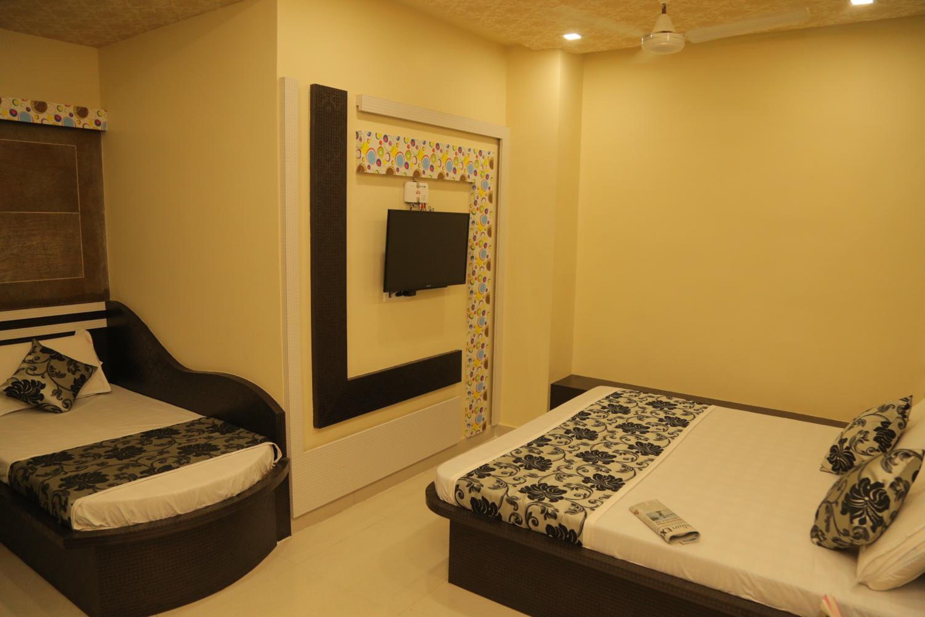 Deluxe Triple Room - Photo 3