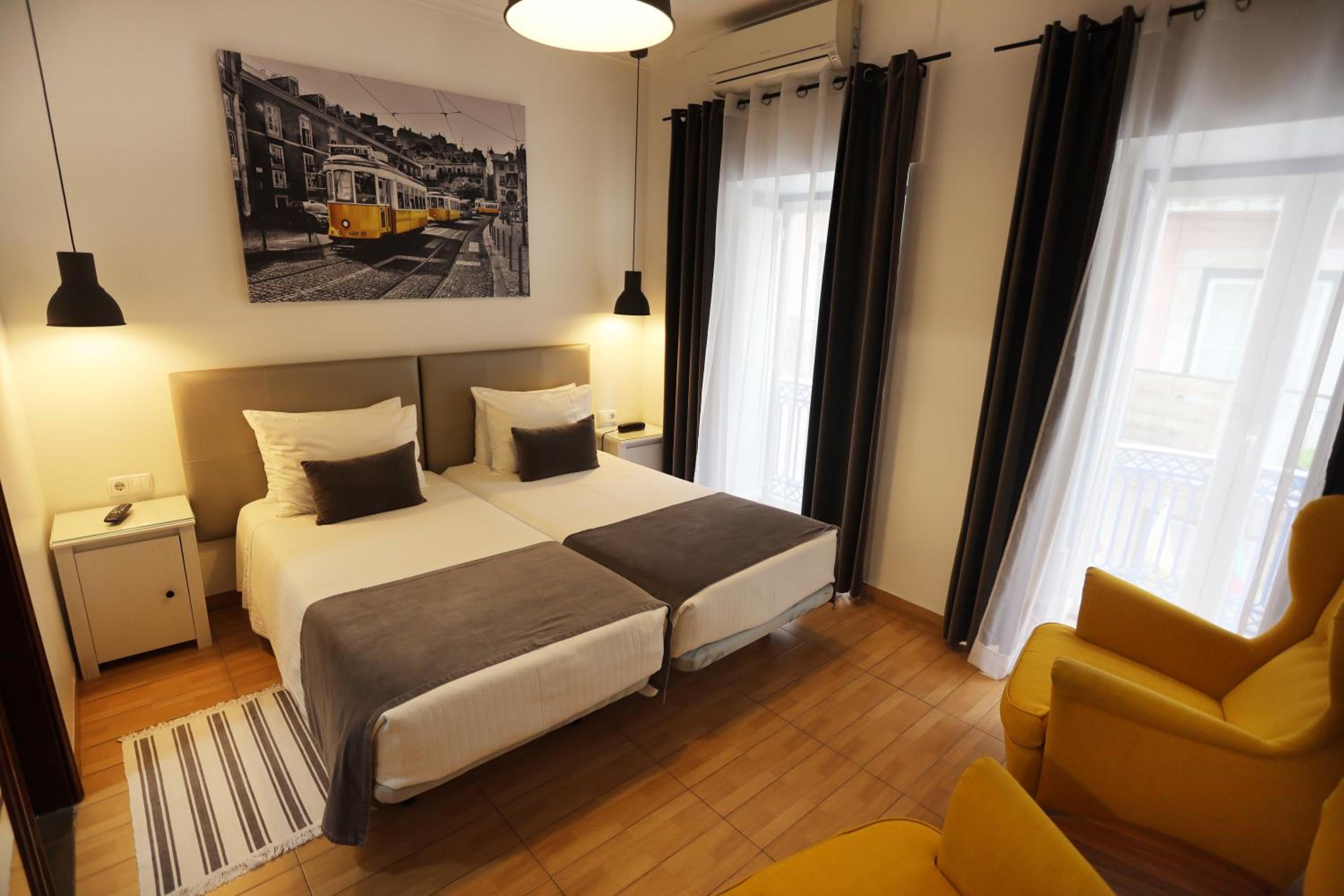 Superior Double or Twin Room - Photo 26