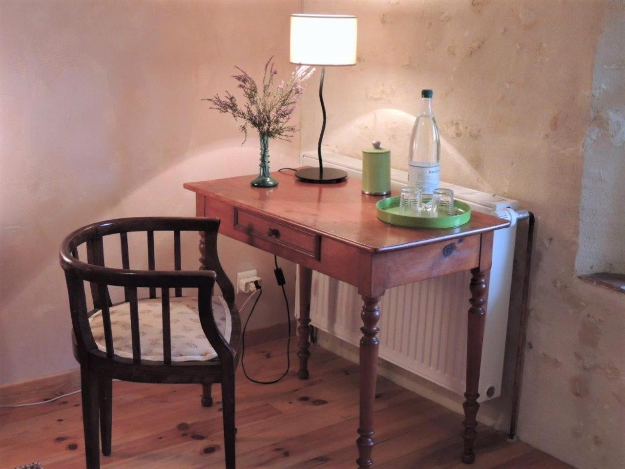 Deluxe Double Room (2 Adults + 1 Child) photo 2