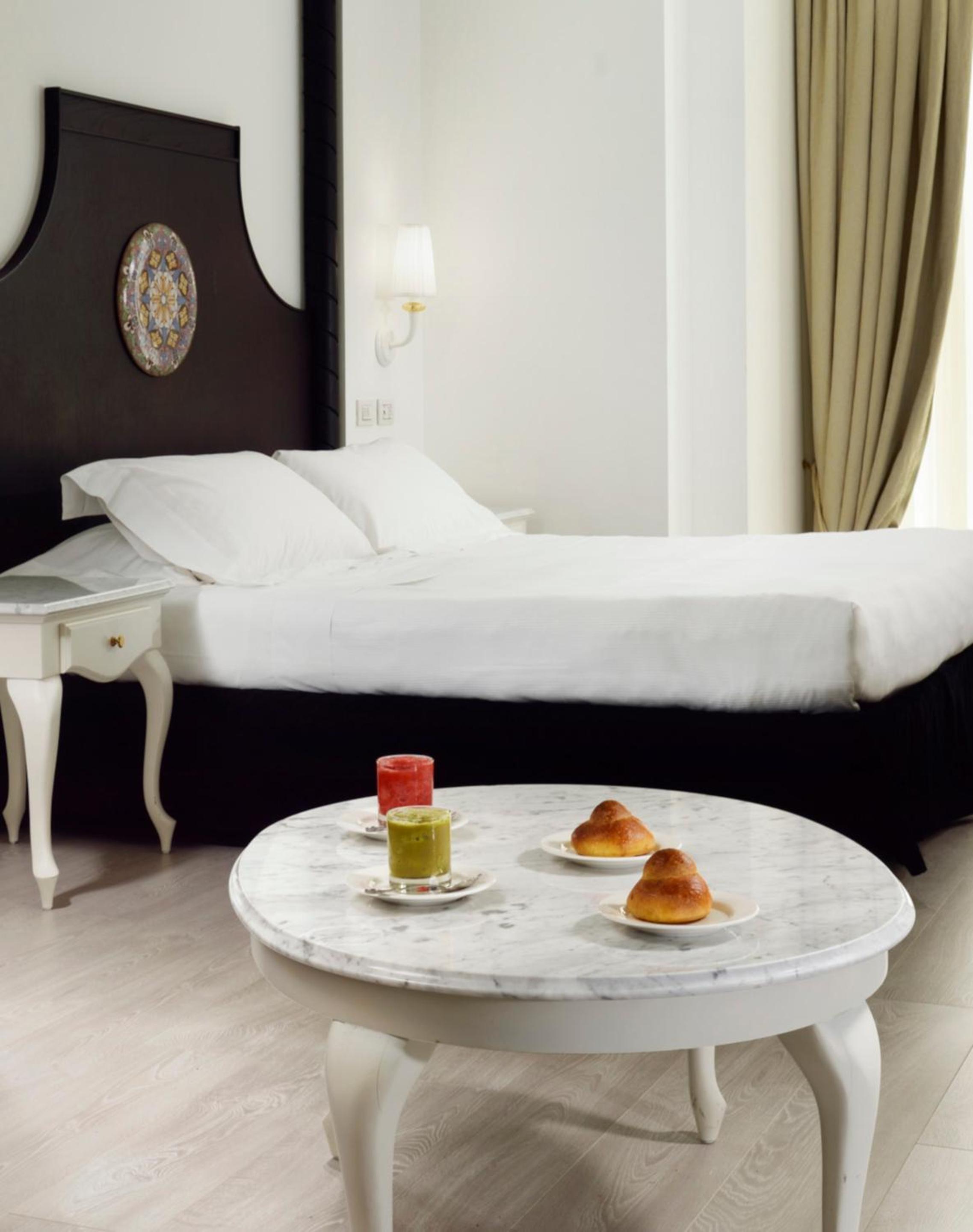 Premium Double Room with Sofa-Bed photo 3