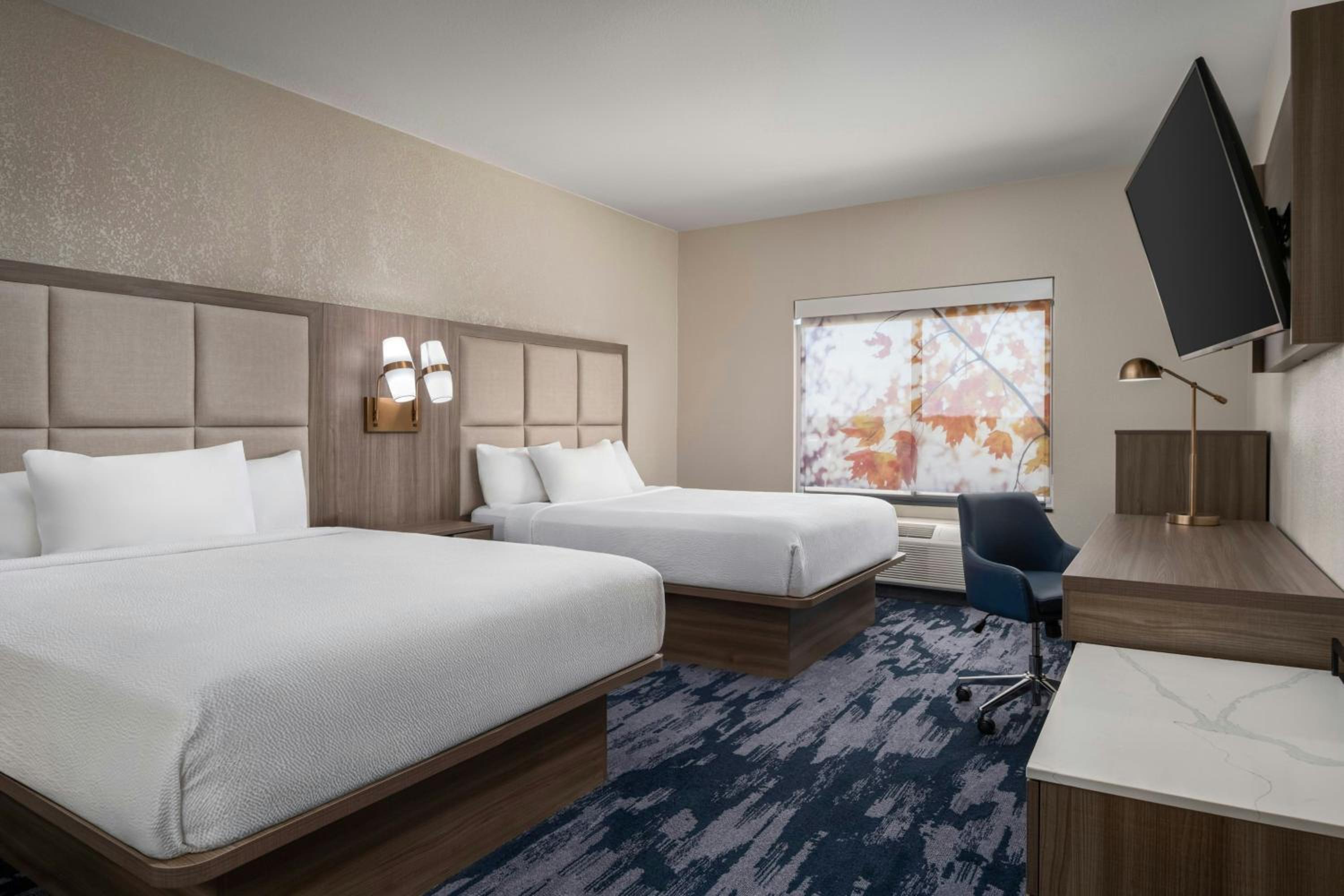 Queen Room with Two Queen Beds and Bathtub - Mobility Access/Hearing Accessible