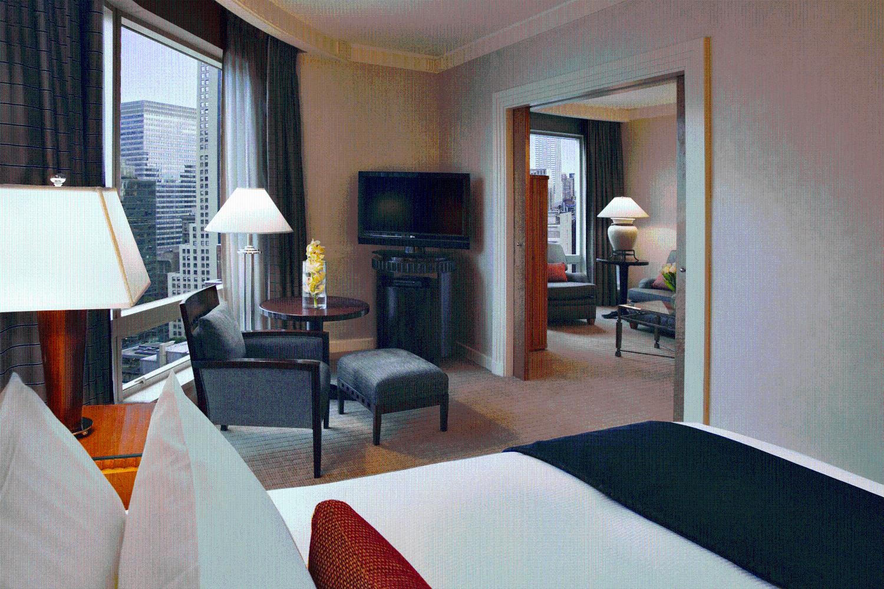Prestige 1 Bedroom King Suite