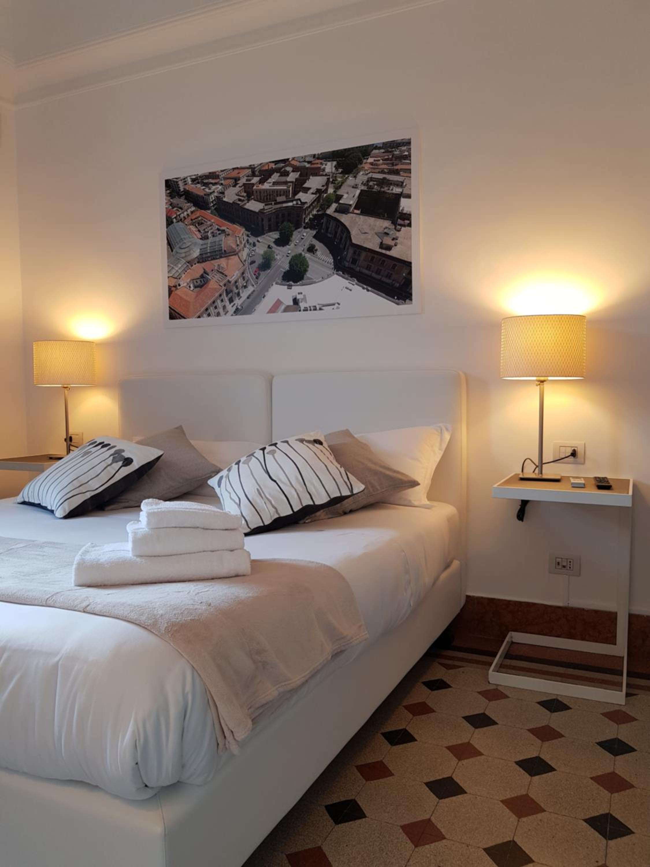 Deluxe Double or Twin Room - Photo 9