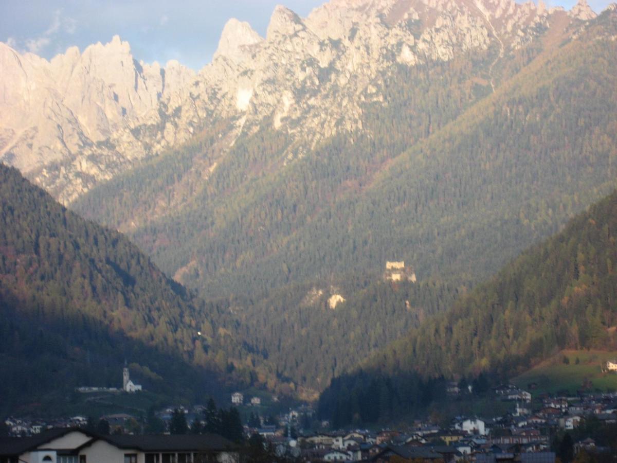 Chalet (2 Adults) - Photo 4