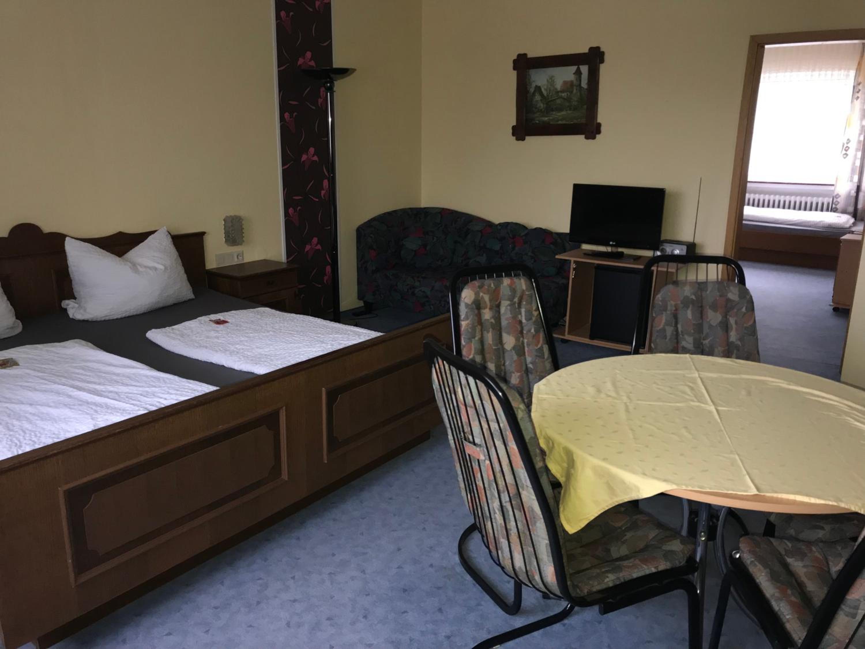 Deluxe Double Room with Balcony photo 2
