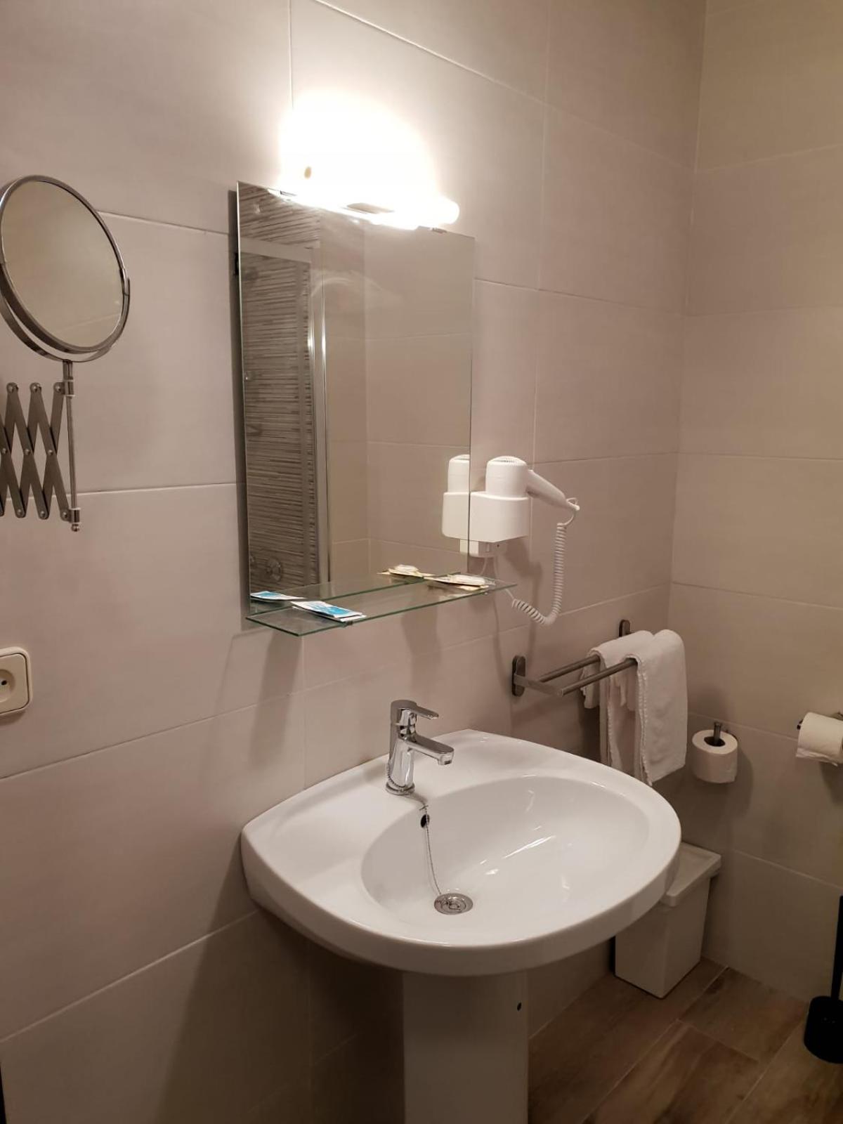 Twin Room photo 2