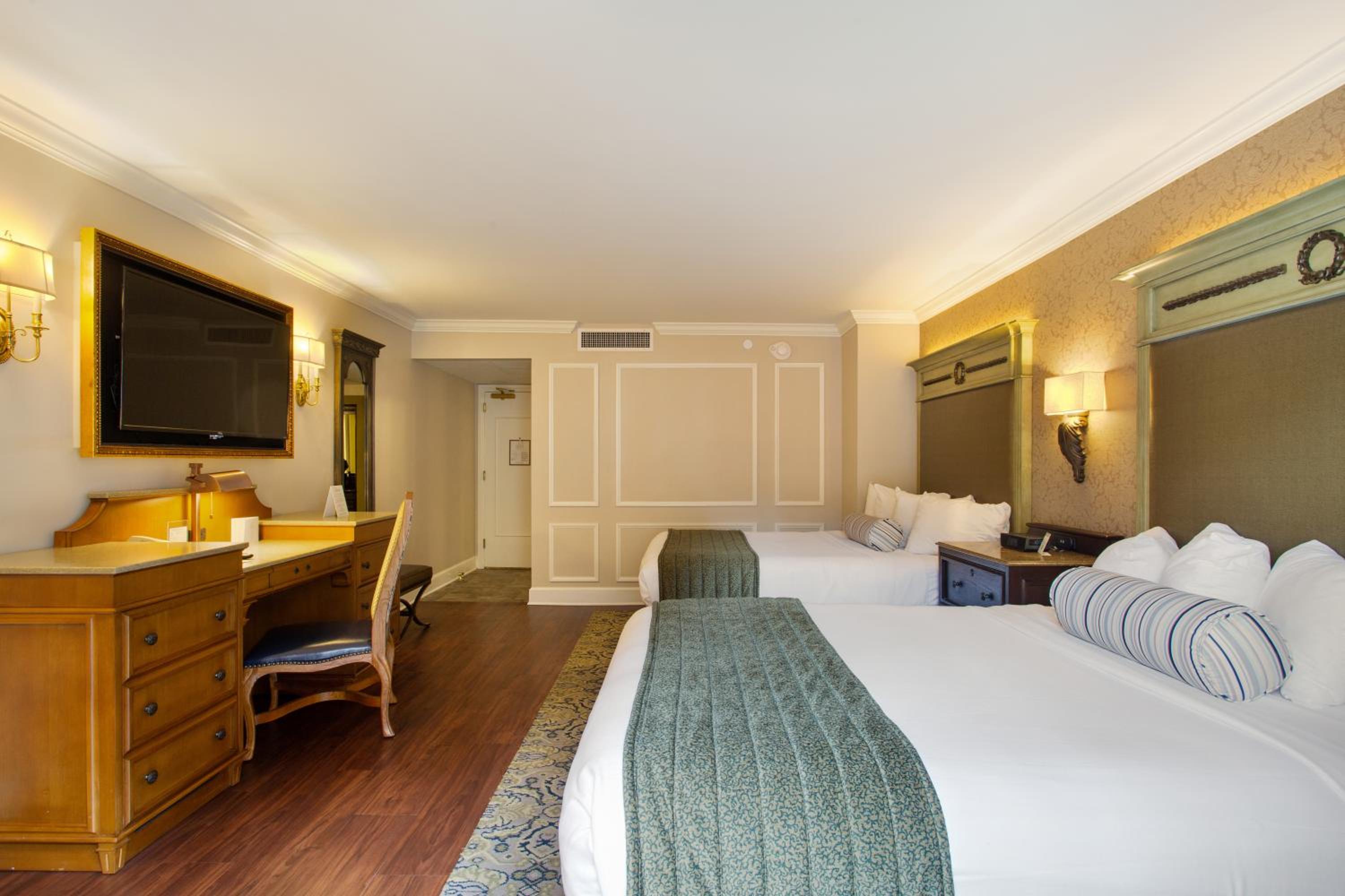Two Queen Beds with Balcony, Street View - Photo 5