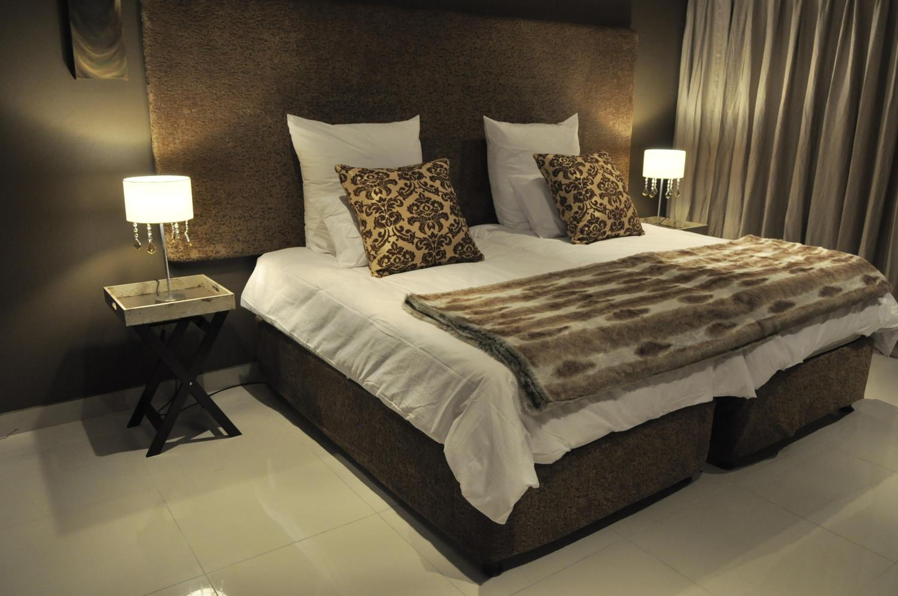 Superior Double or Twin Room with Pool View - Photo 1