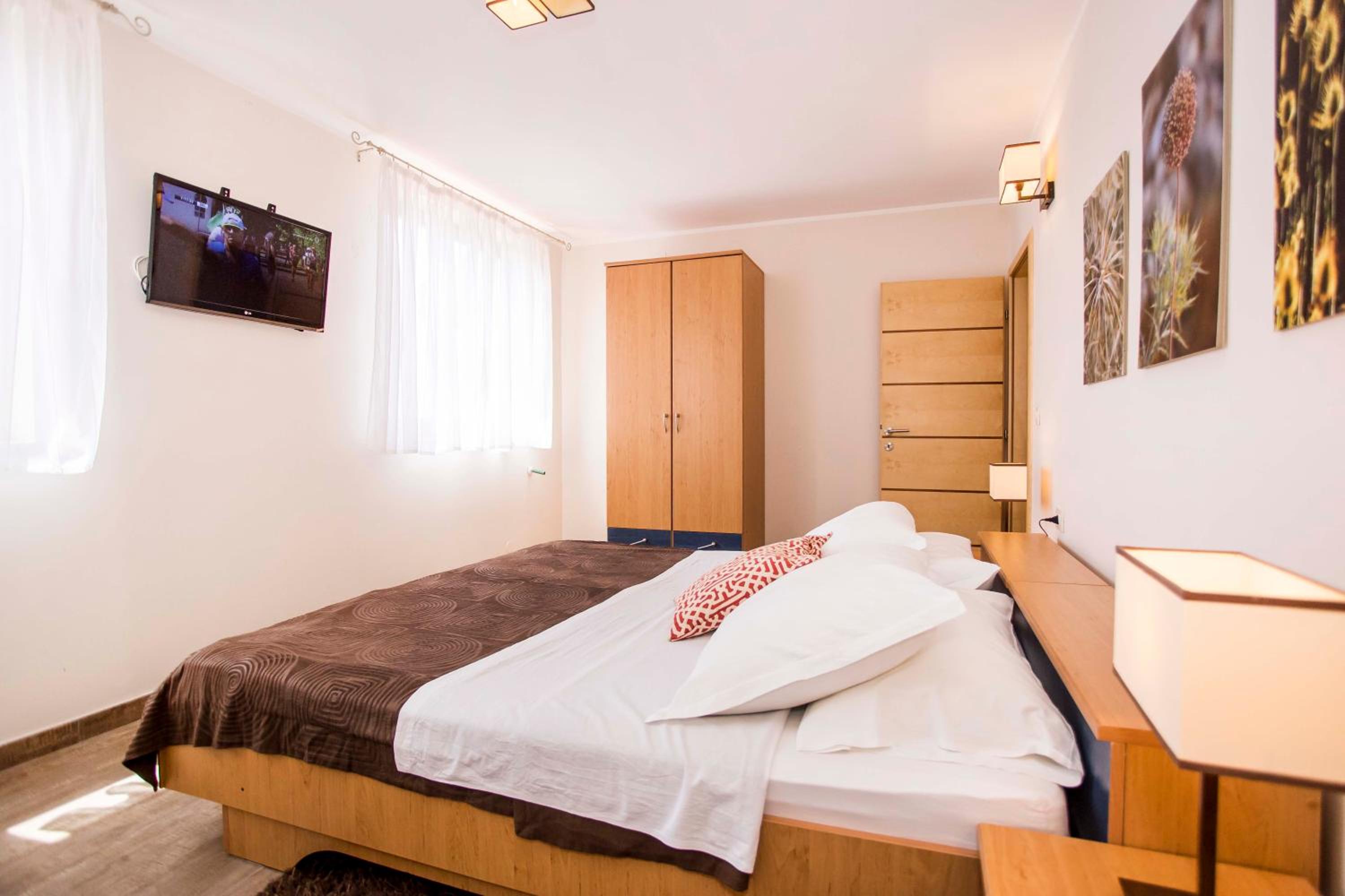 Superior Apartment (2 Adults)