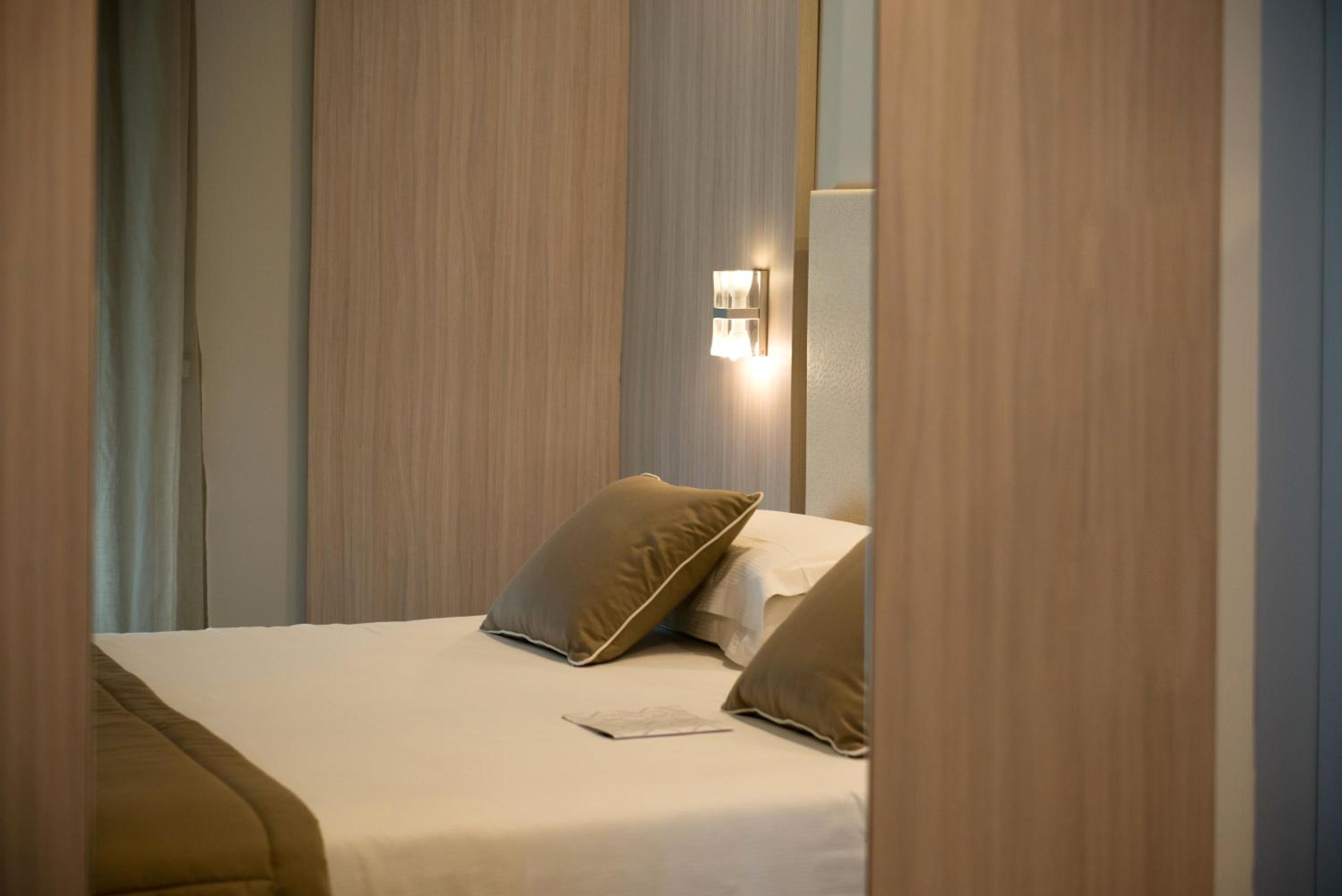 Double Room (1 Adult) photo 2