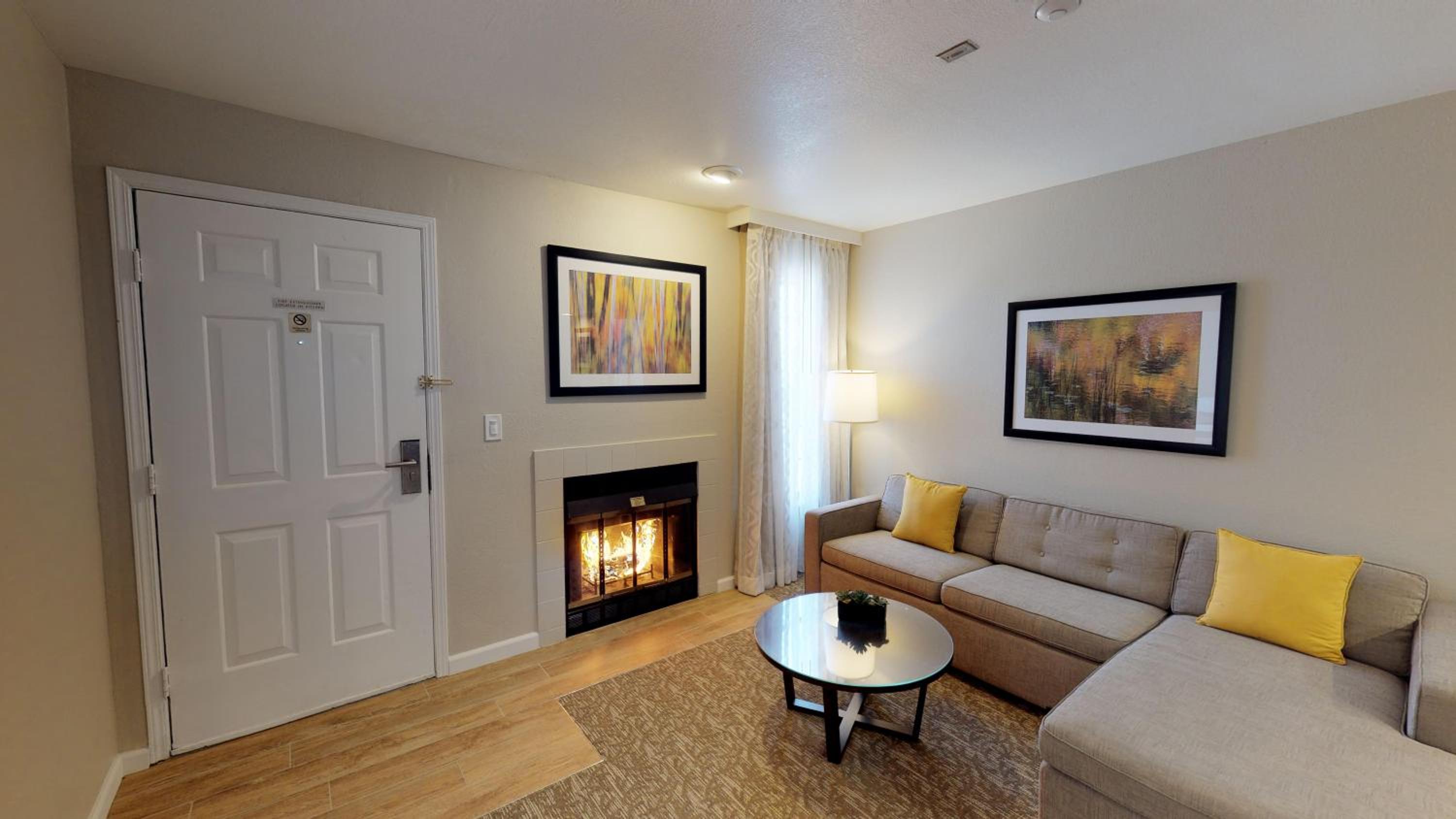 1 Bedroom King - Disability Access - Photo 4
