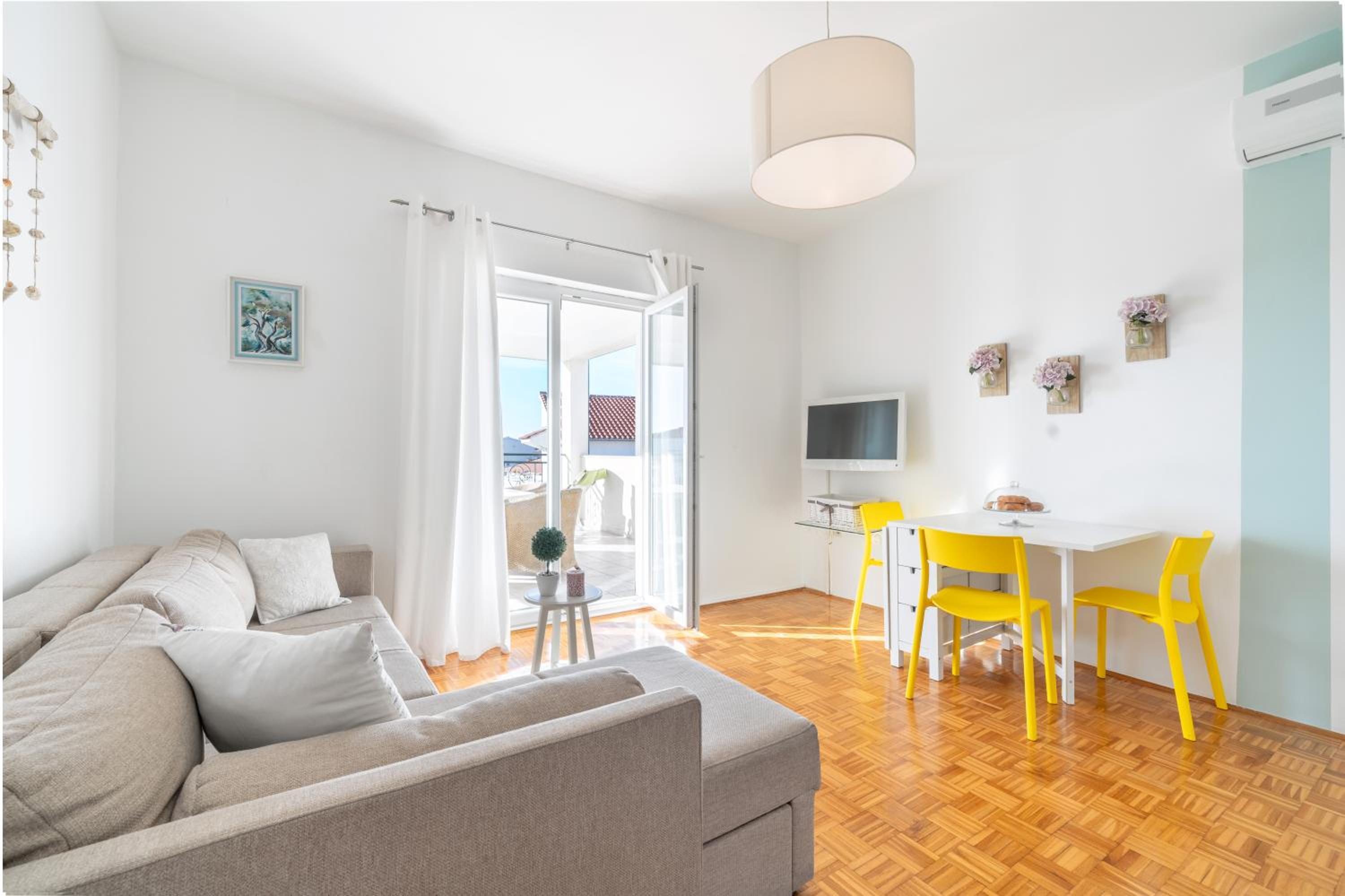 Apartment with Terrace photo 1