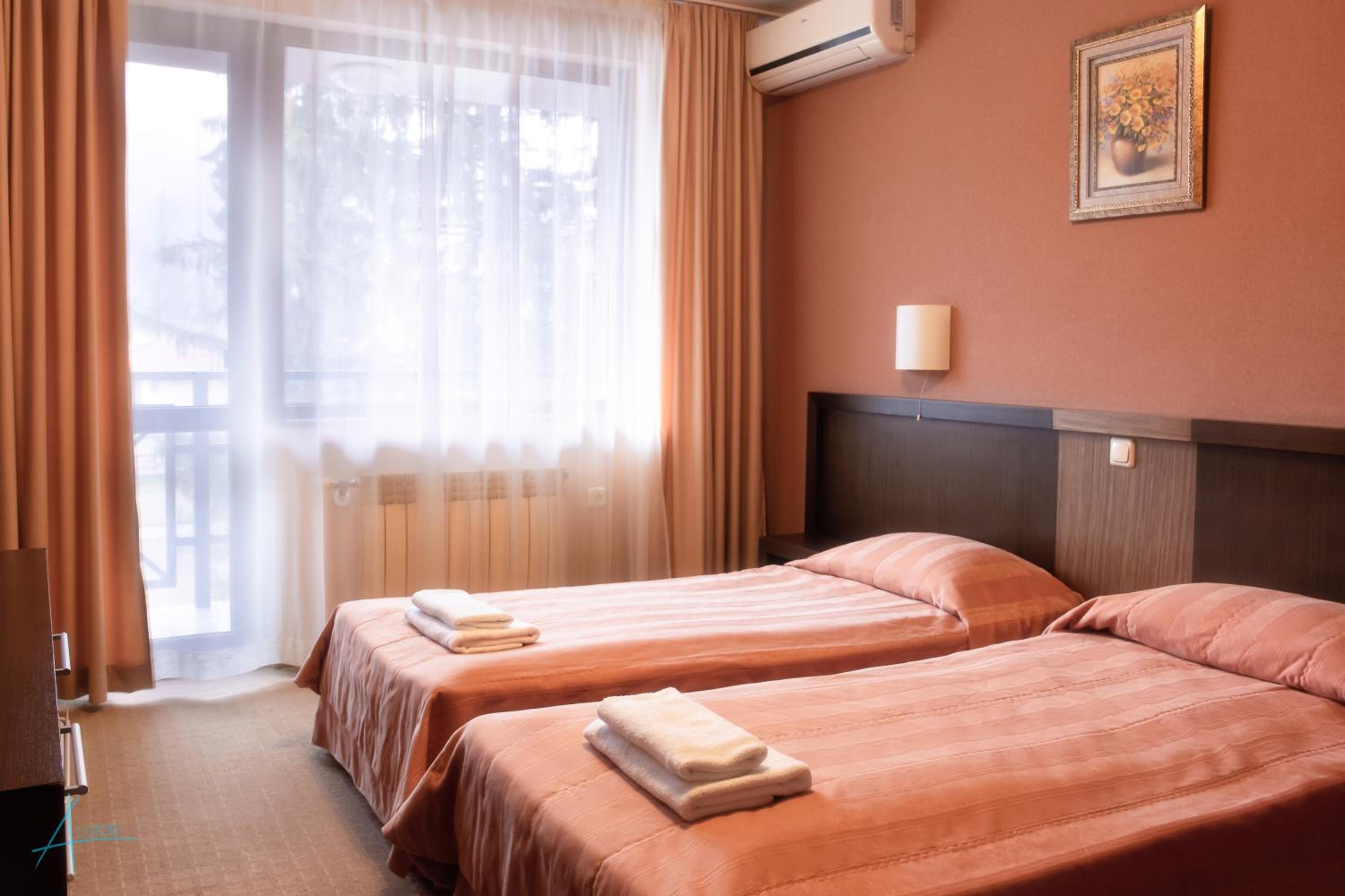 Double or Twin Room with Balcony photo 1