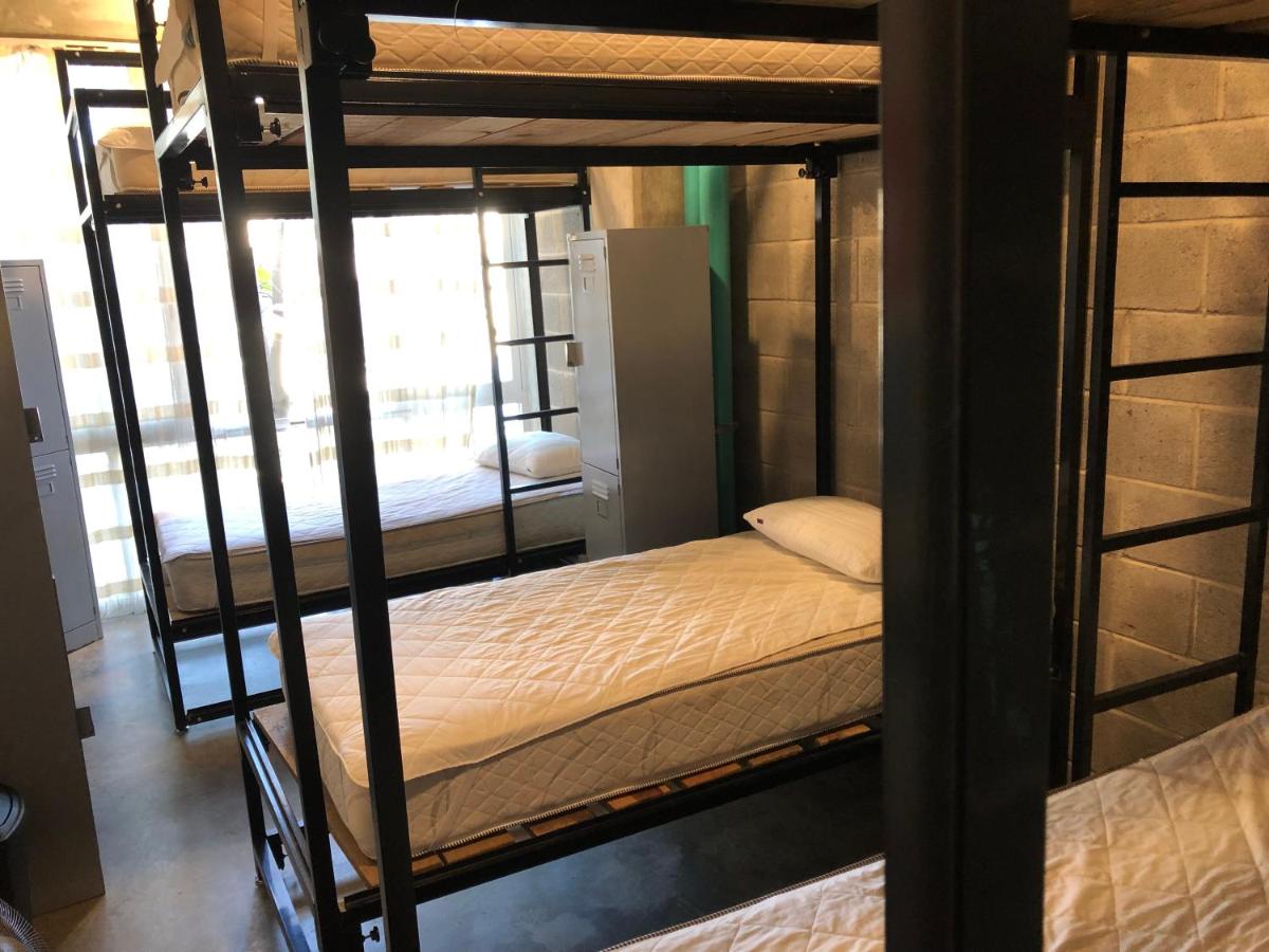 Bed in 6-Bed Dormitory Room photo 2