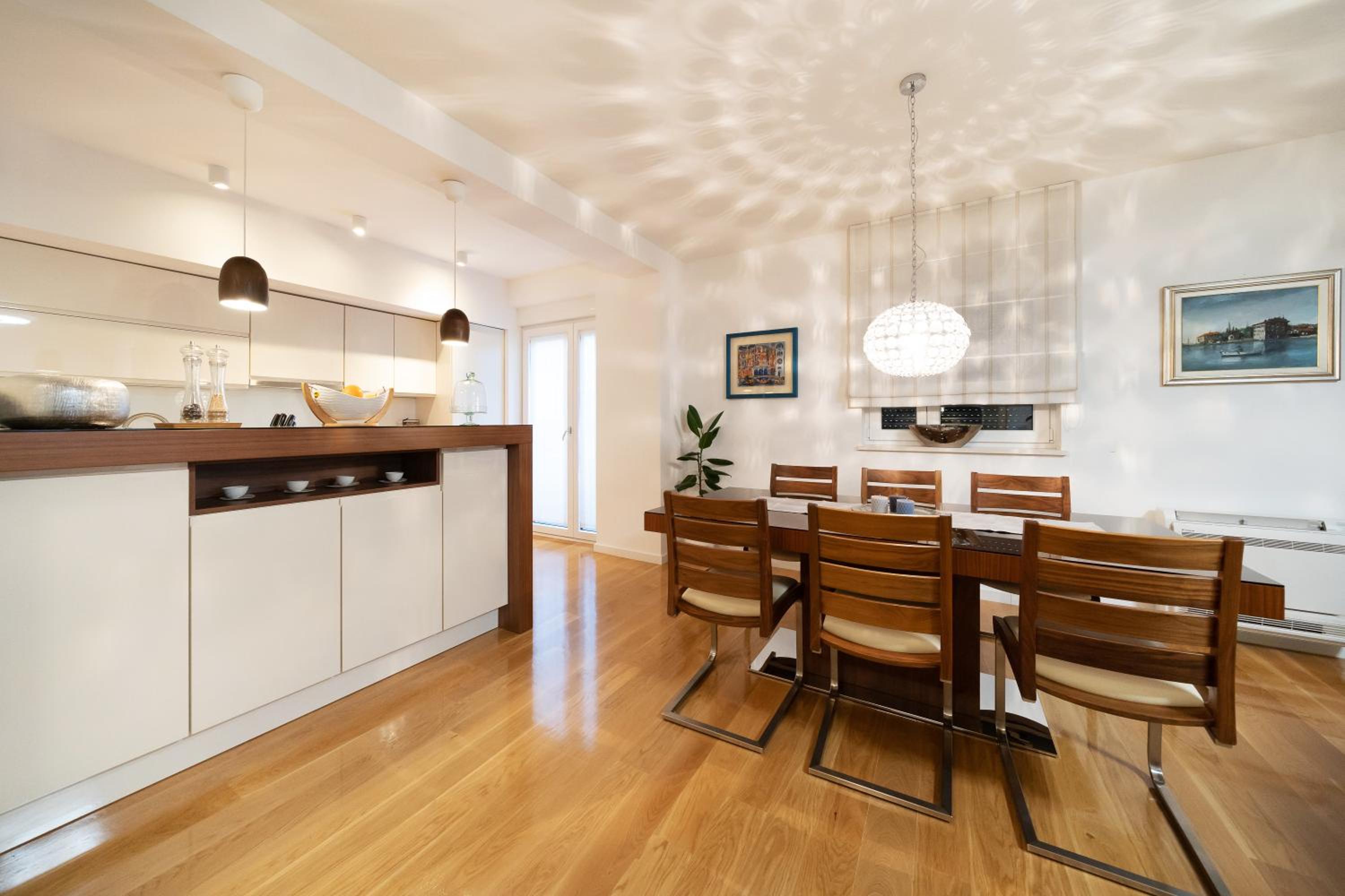 Penthouse Apartment - Photo 9