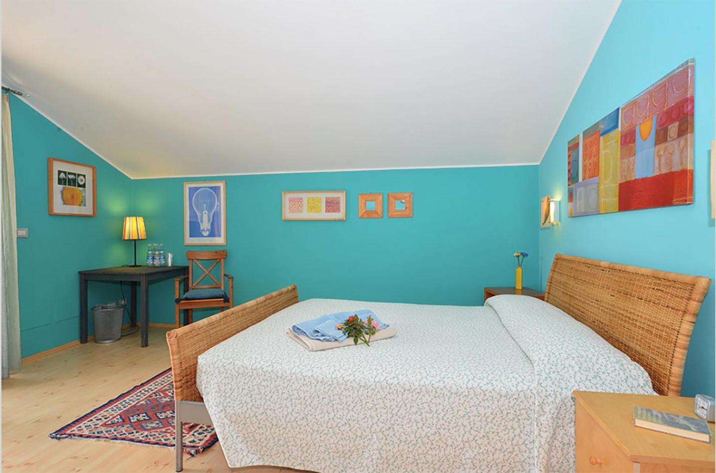 Family Room with Private Bathroom photo 1