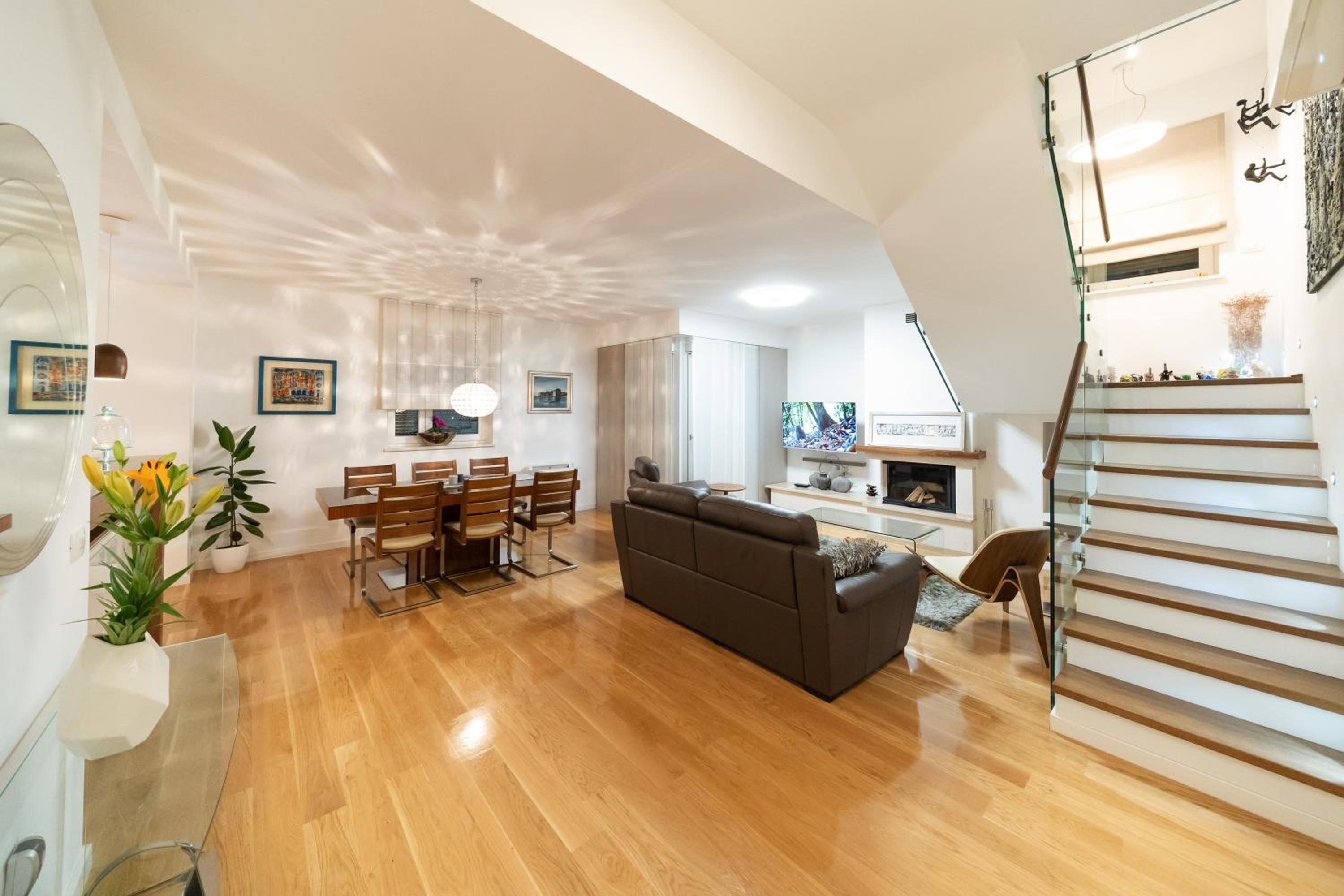 Penthouse Apartment - Photo 10
