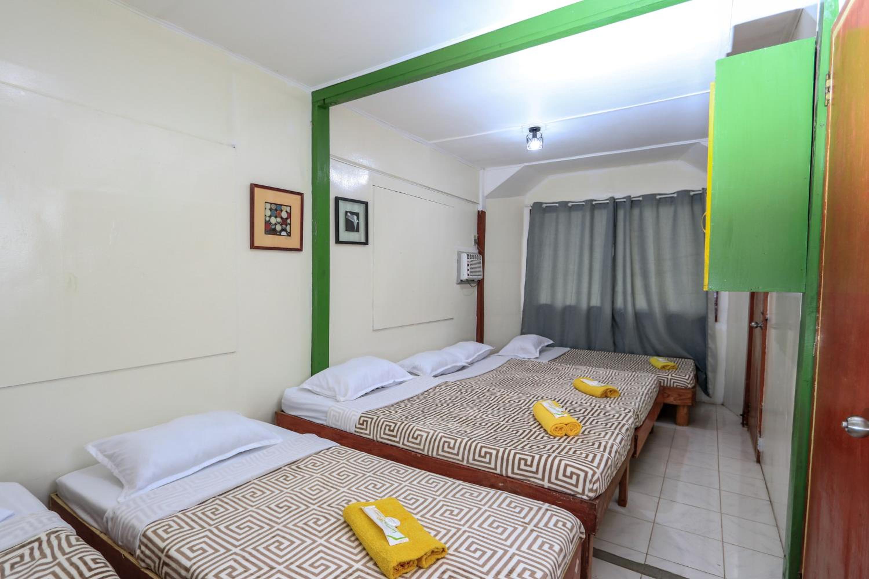 Superior Bungalow - Photo 6