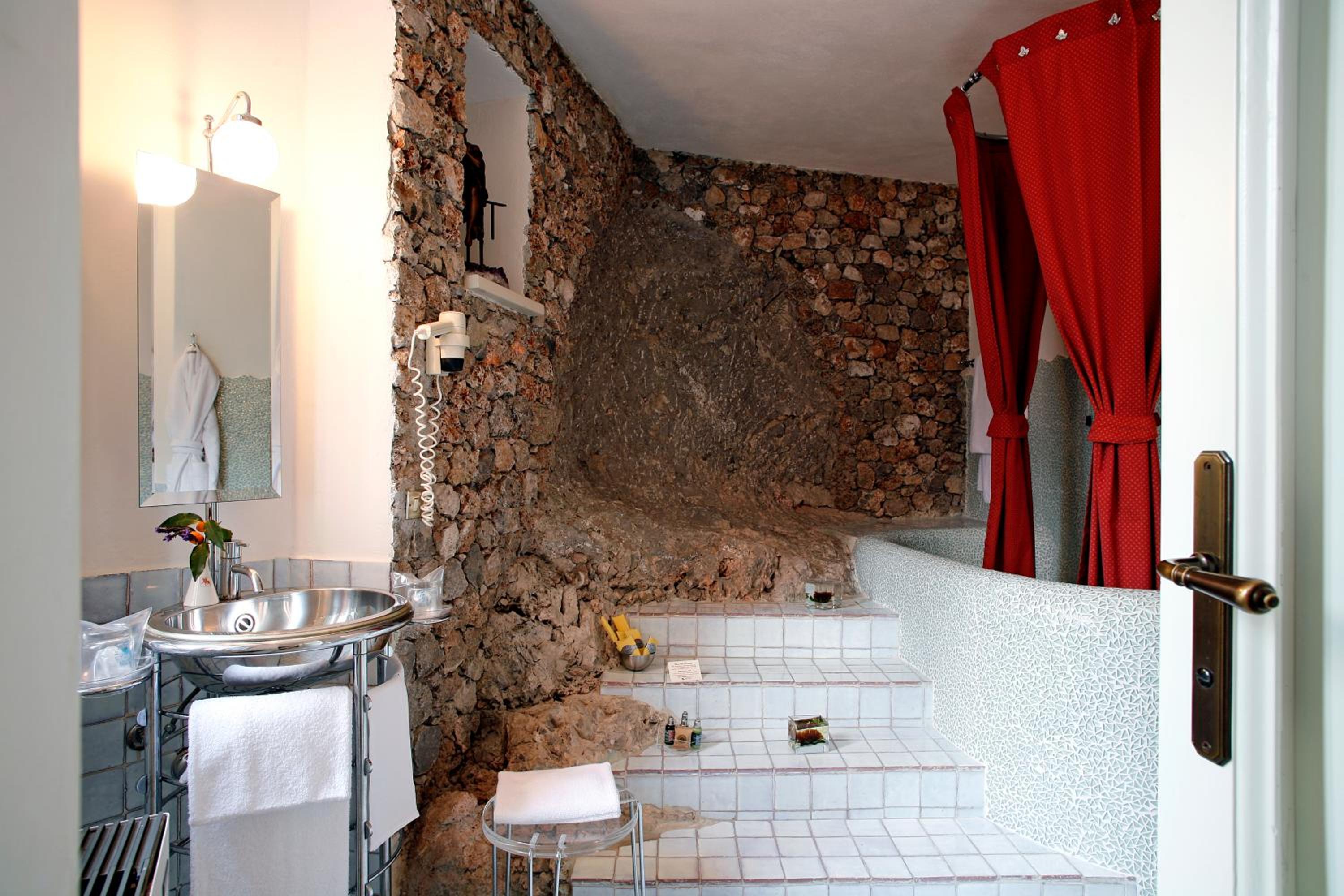Suite - Photo 6