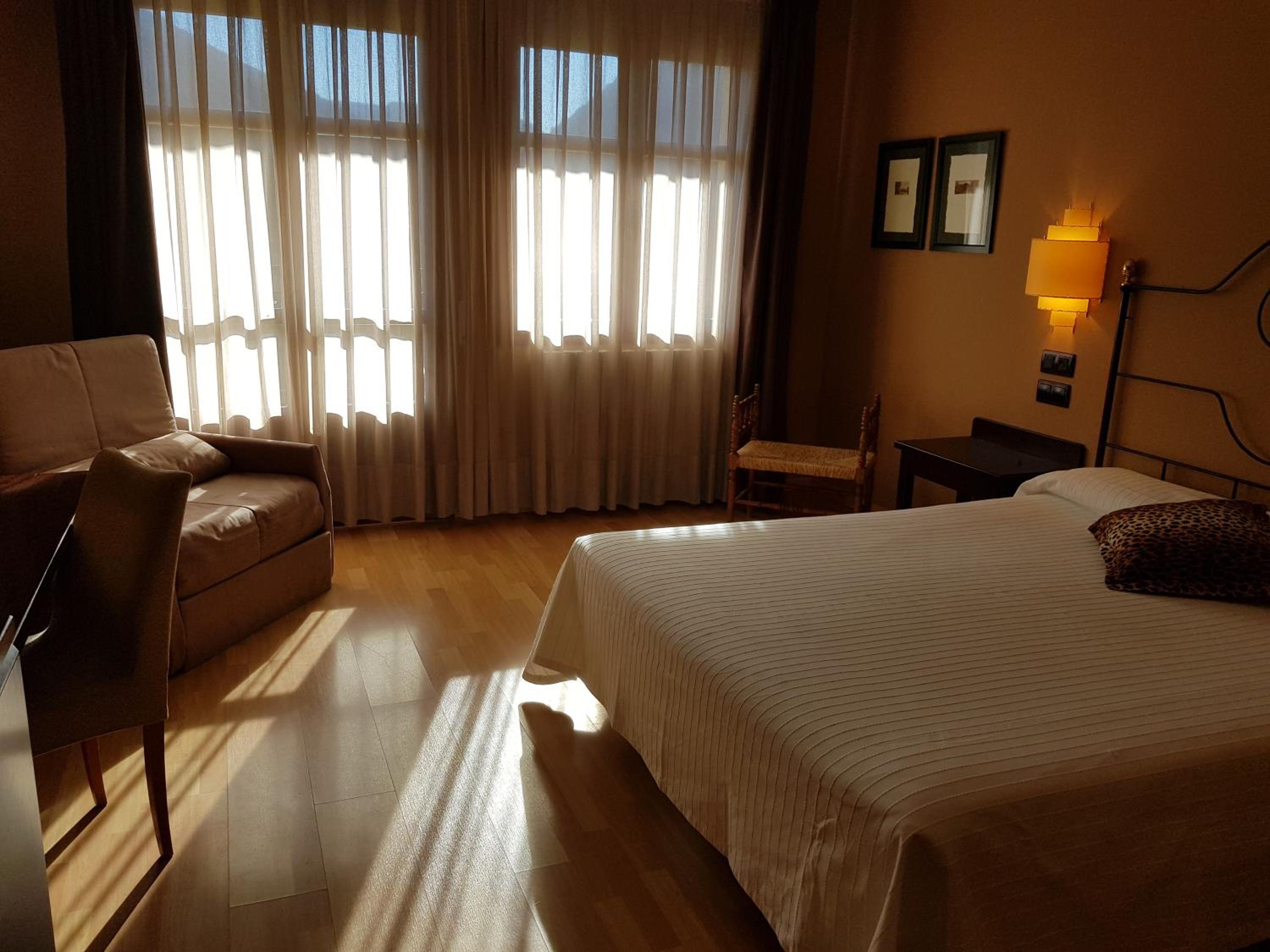 Double Room with Terrace - Photo 1