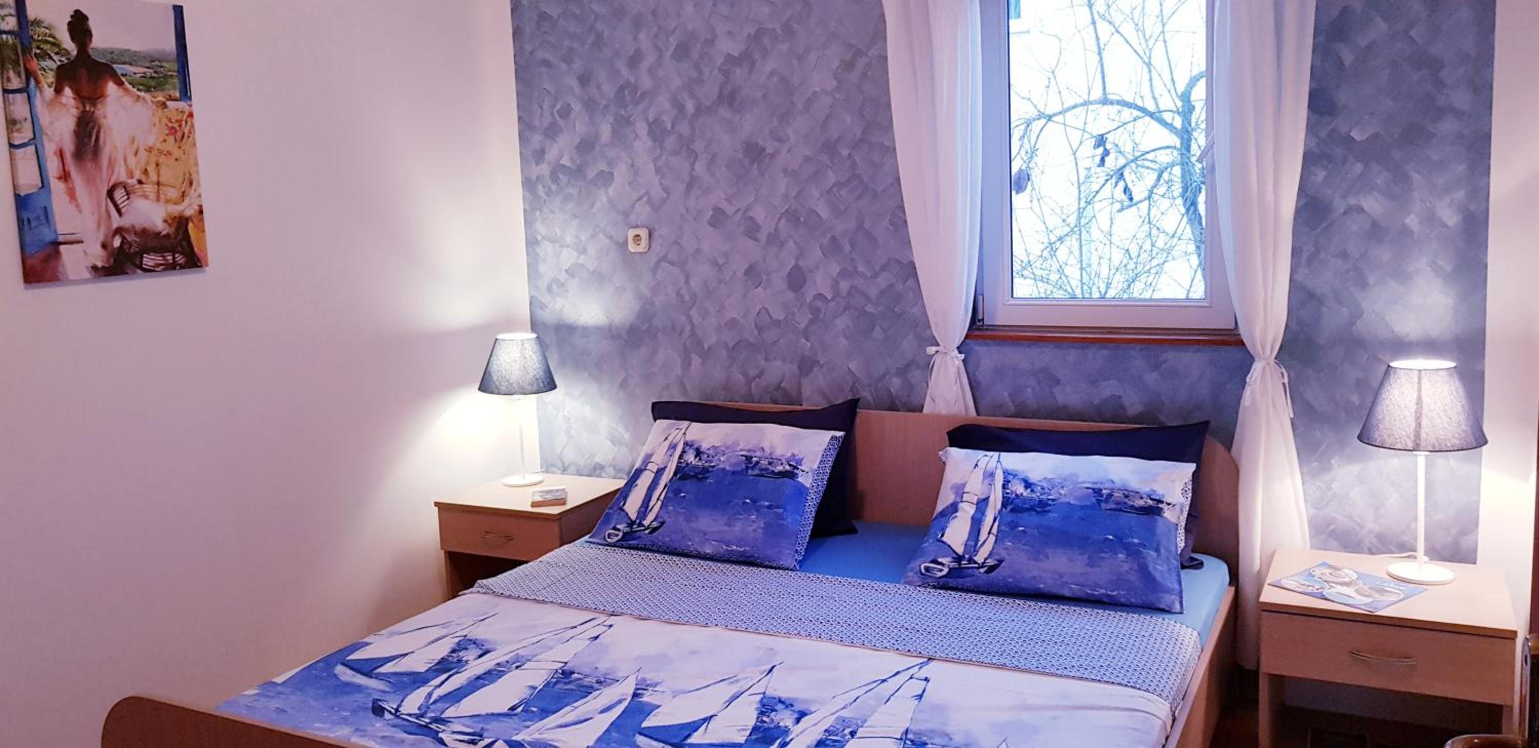 Apartment with Garden View - Photo 15
