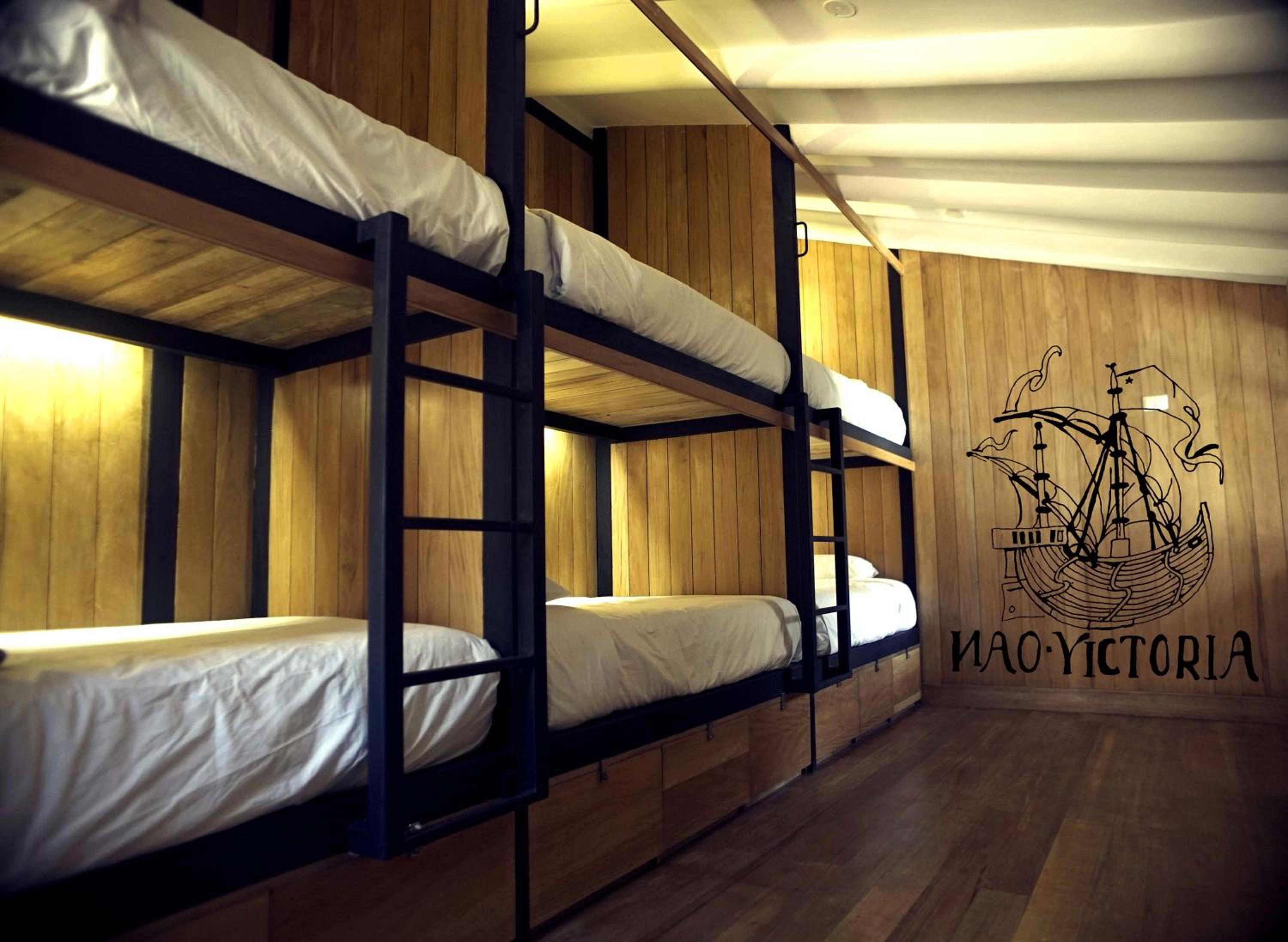 Bed in 8-Bed Dormitory Room photo 3