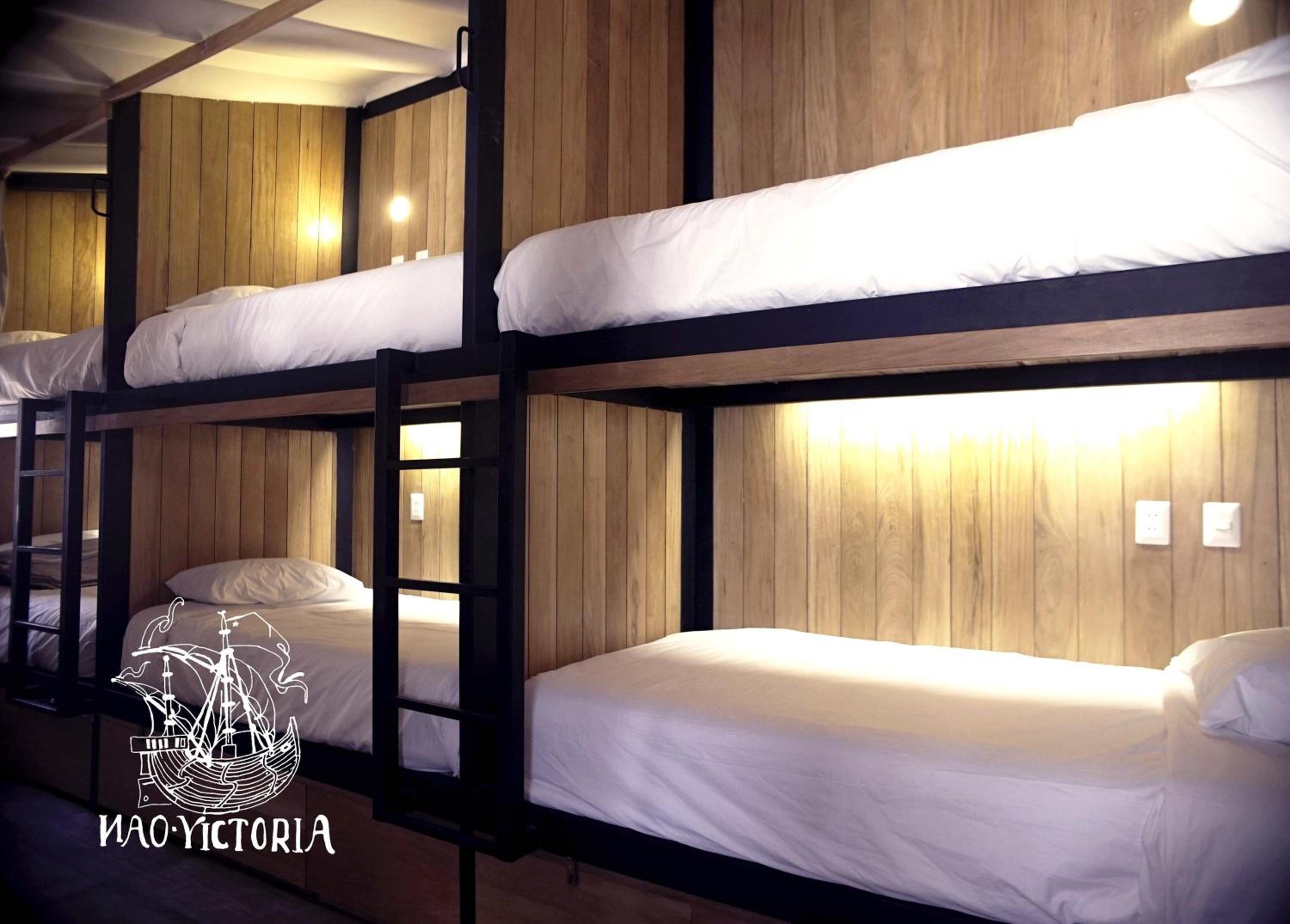 Bed in 8-Bed Dormitory Room photo 2