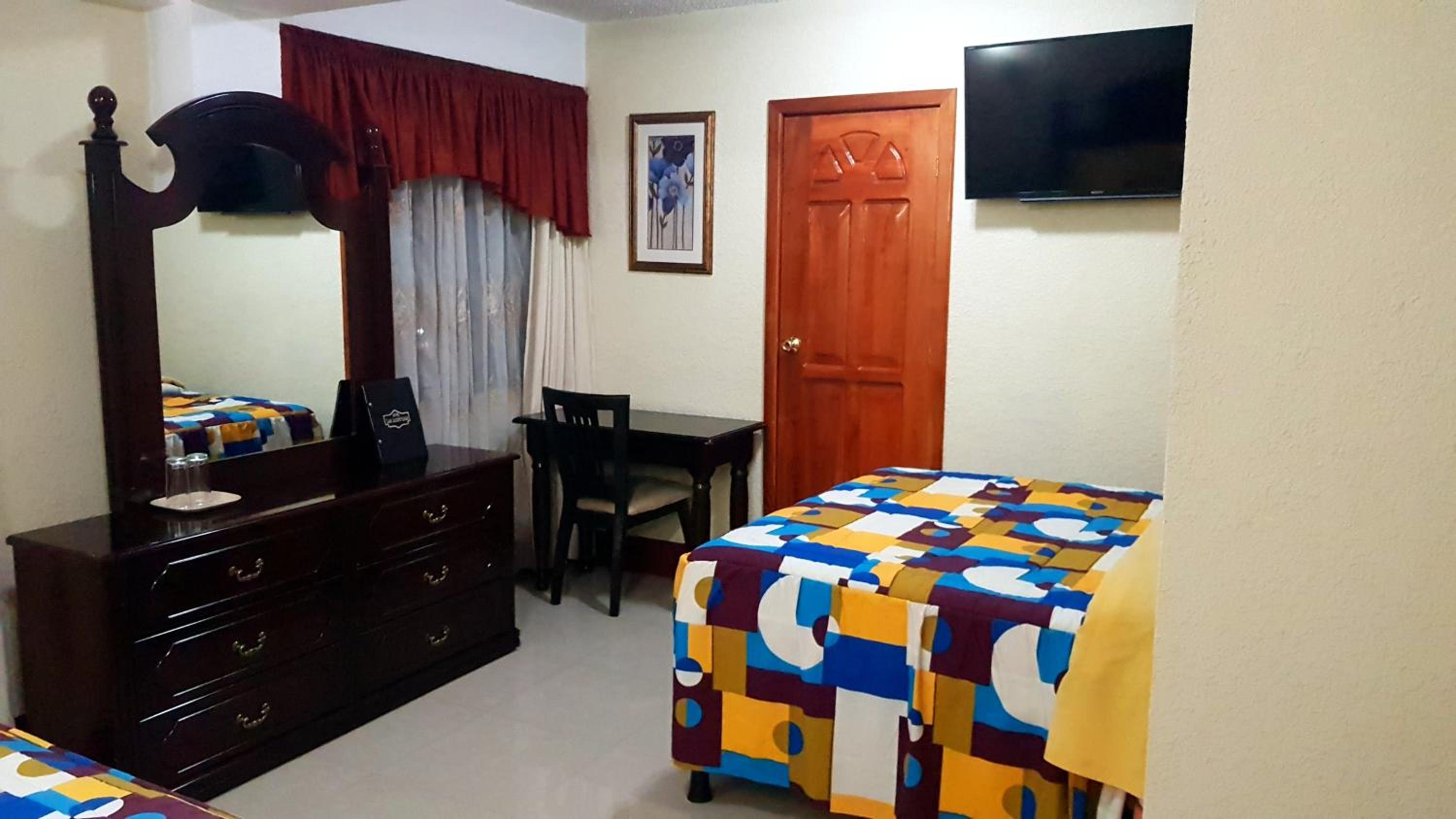 Deluxe King Room photo 2