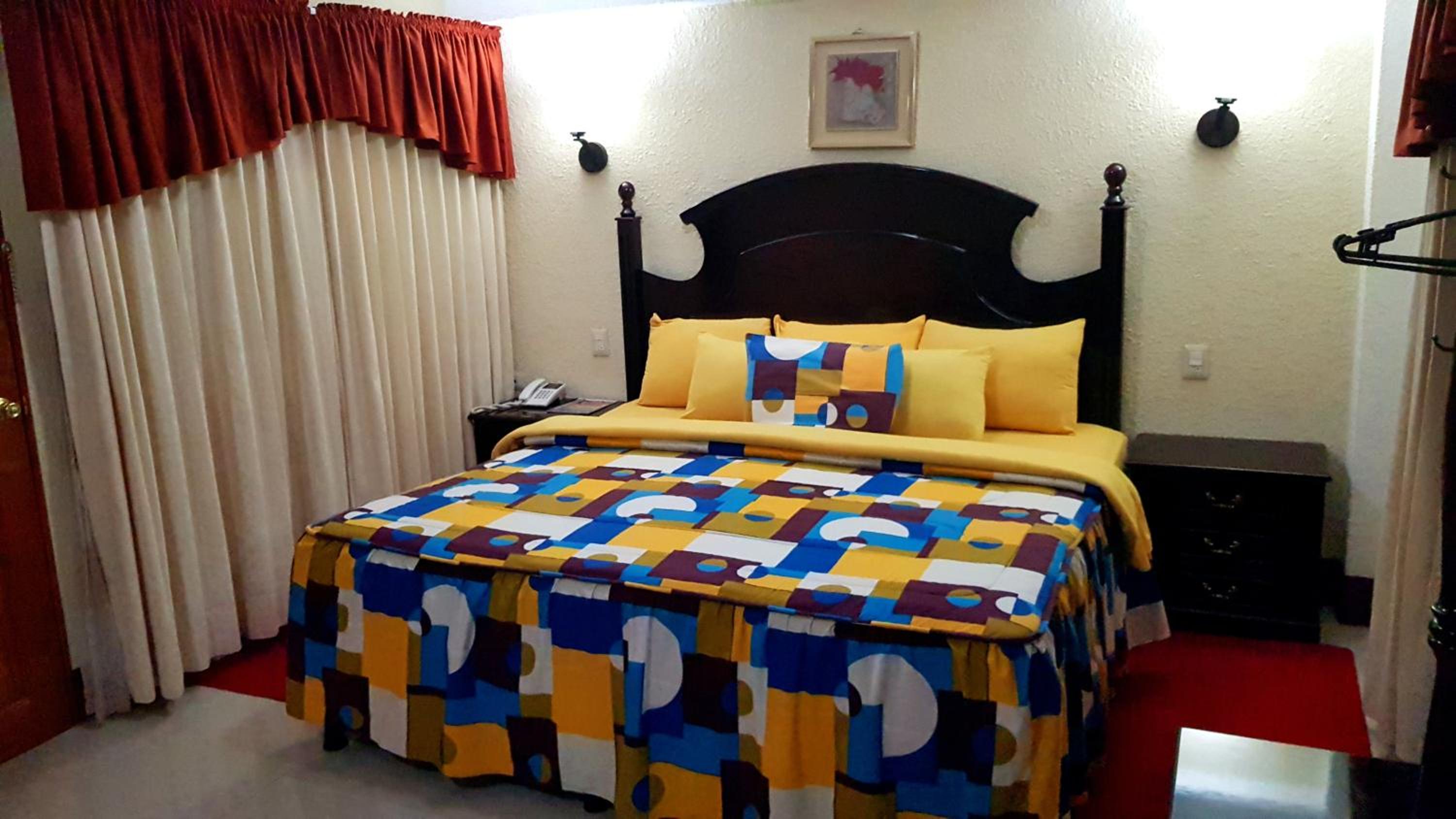Deluxe King Room photo 3