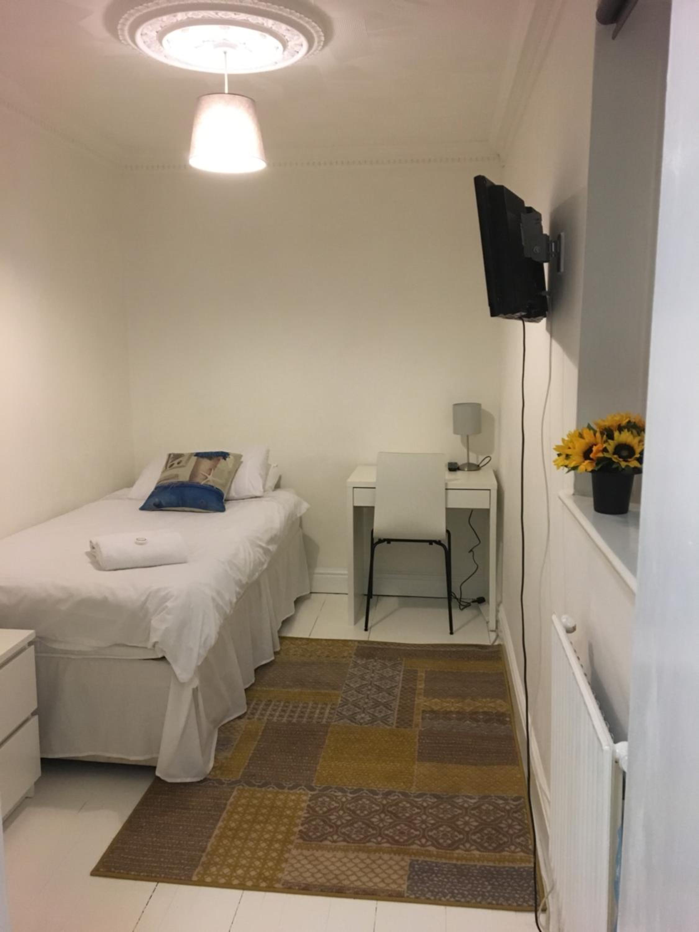 Single Room with Shower photo 2