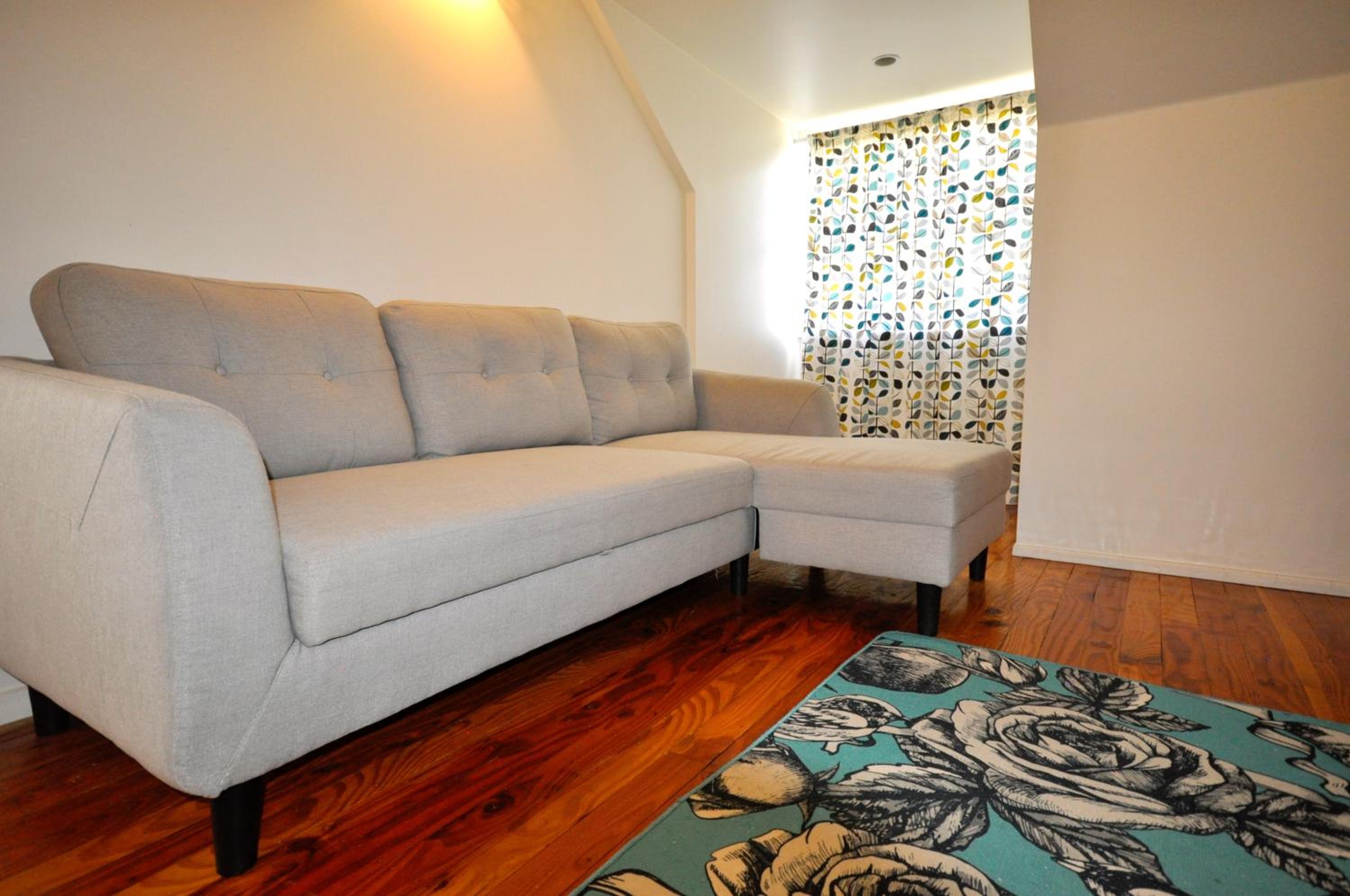 Two-Bedroom Suite - Photo 5