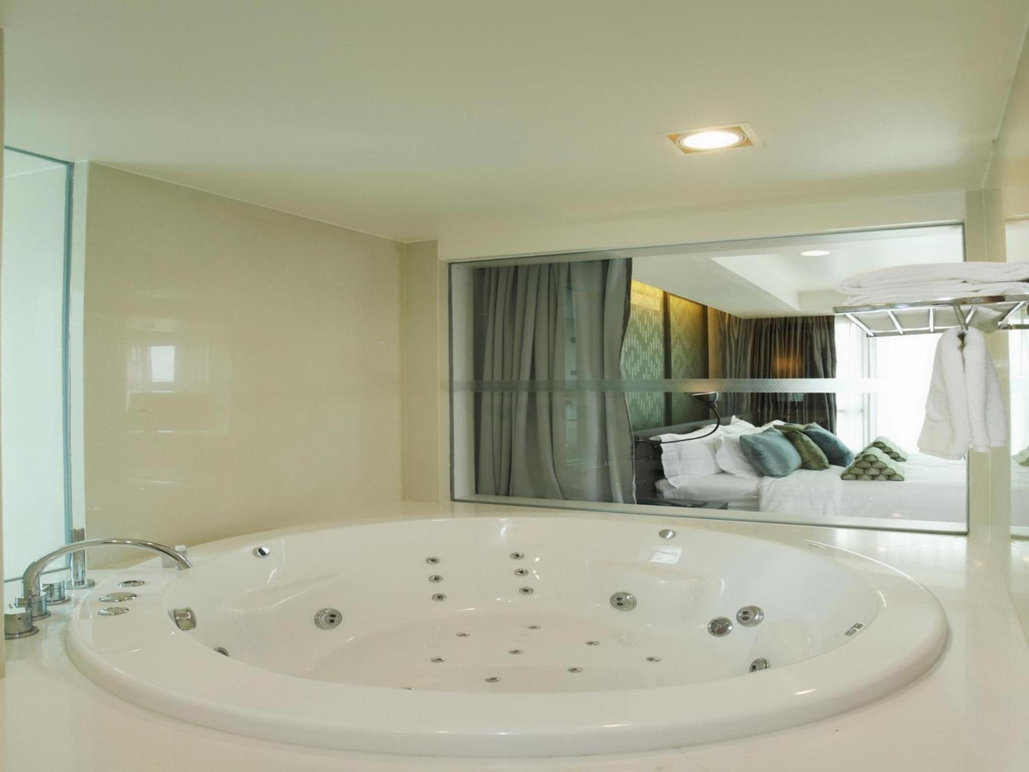 AVANI Junior Suite - Photo 5