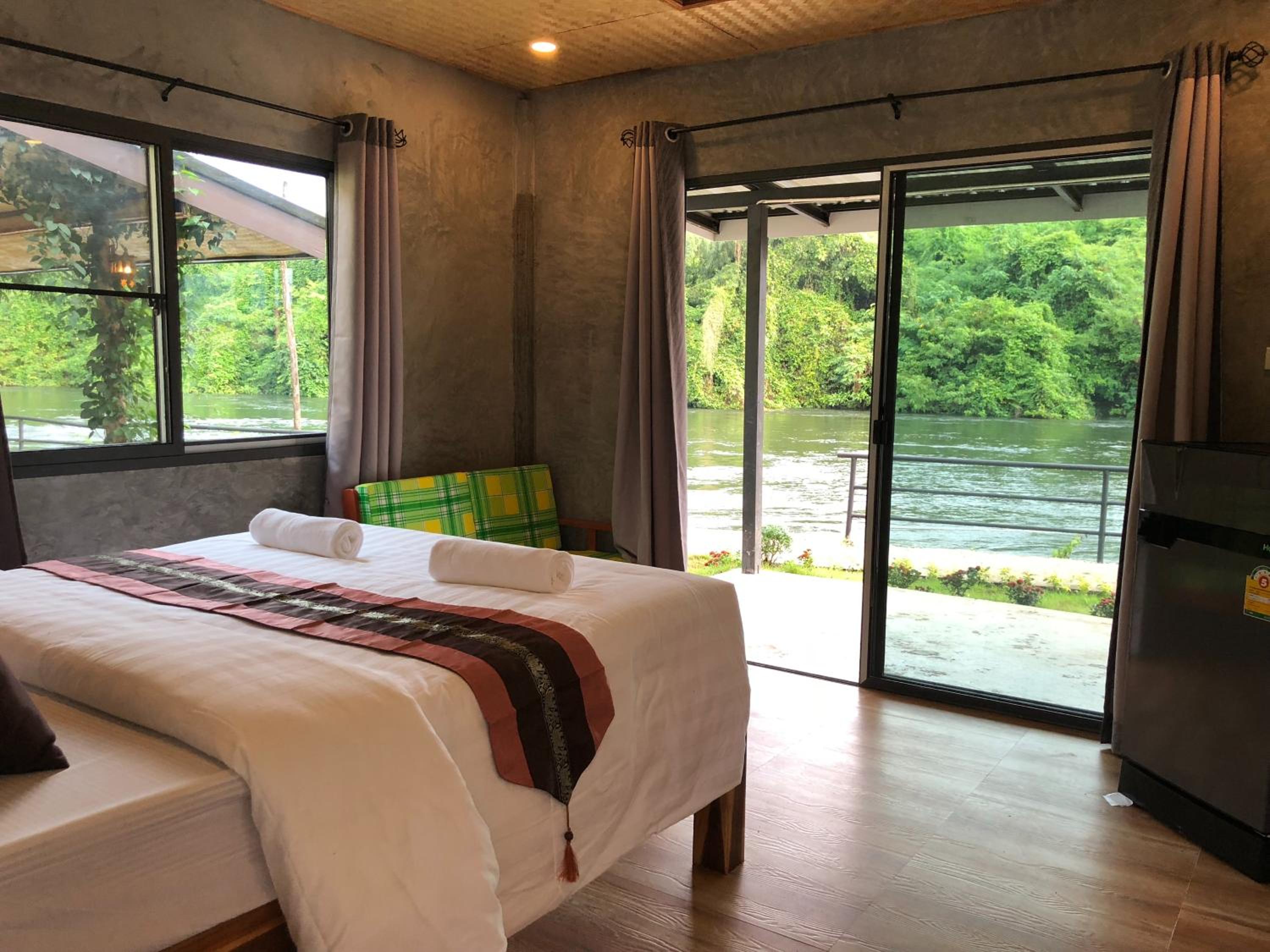 Villa - Photo 3