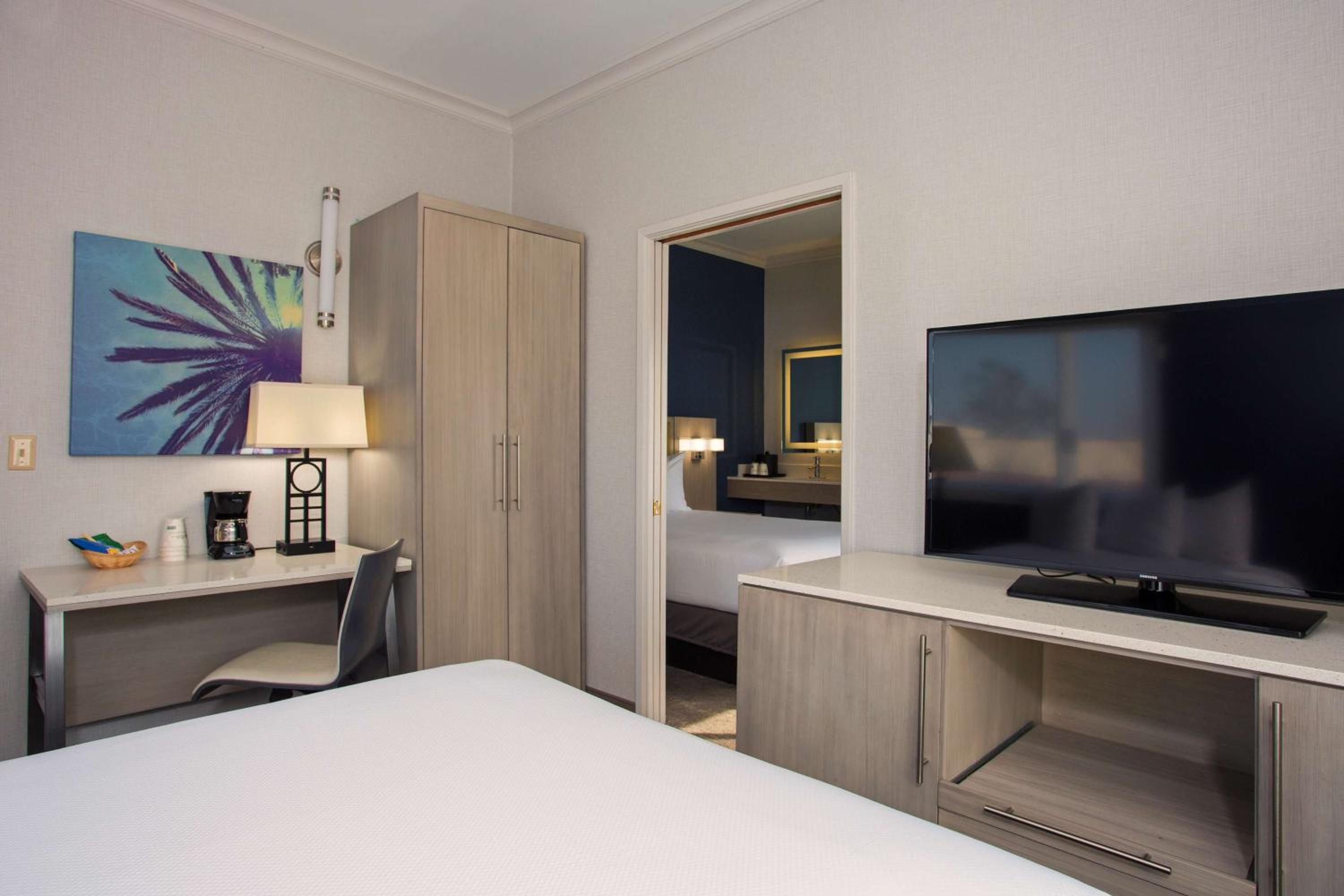 Two-Room Suite with Two Double Beds