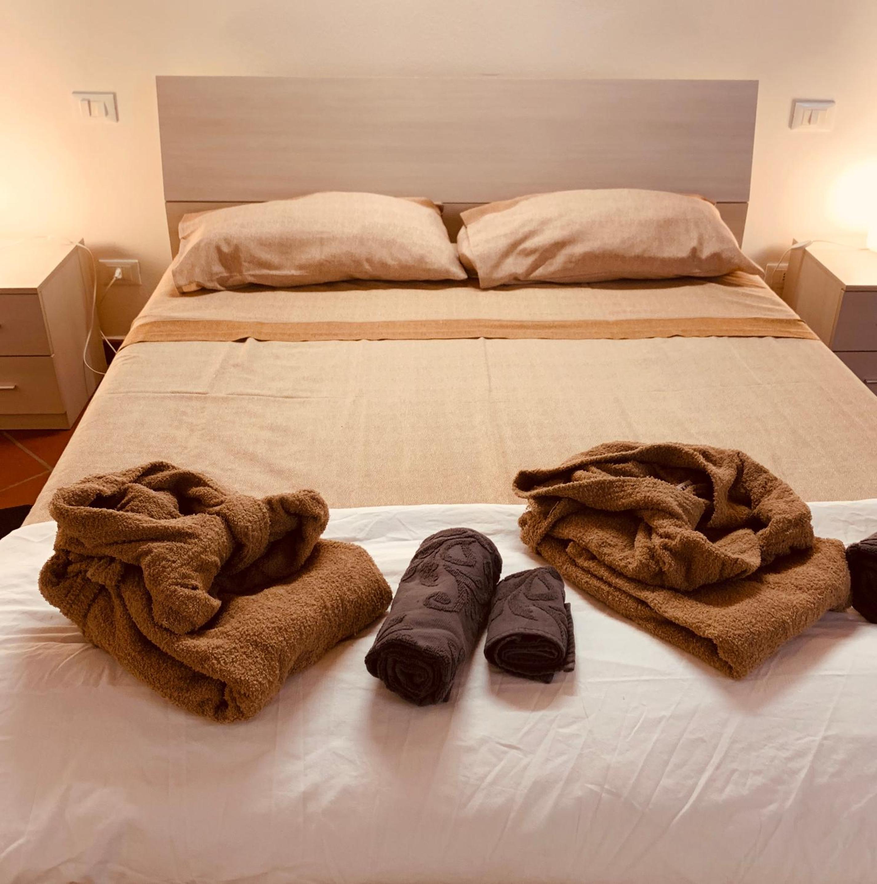 One-Bedroom Apartment - Photo 13