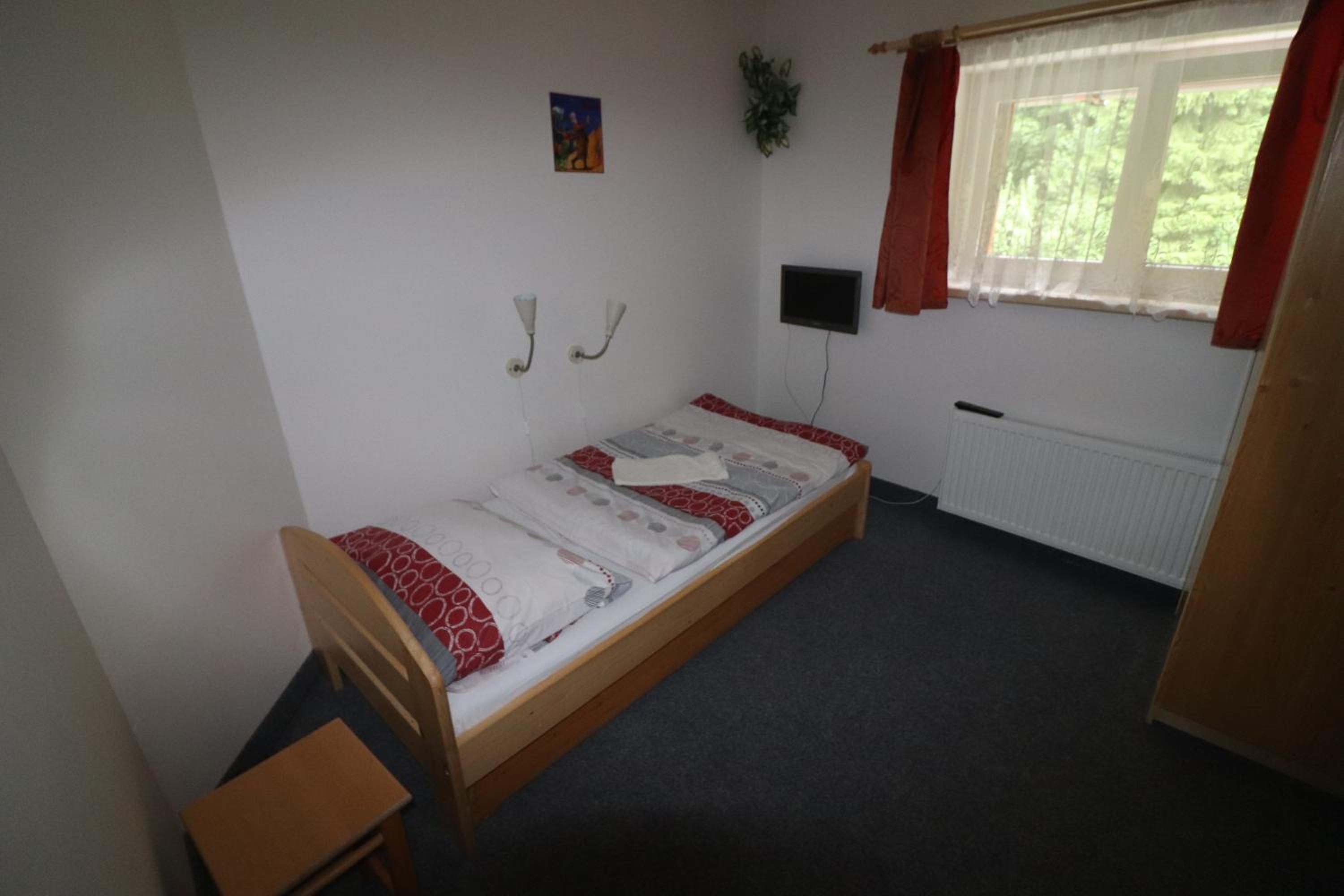 Single Room with Extra Bed photo 1