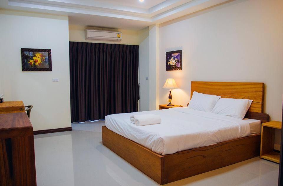 Standard Double Room - Photo 1