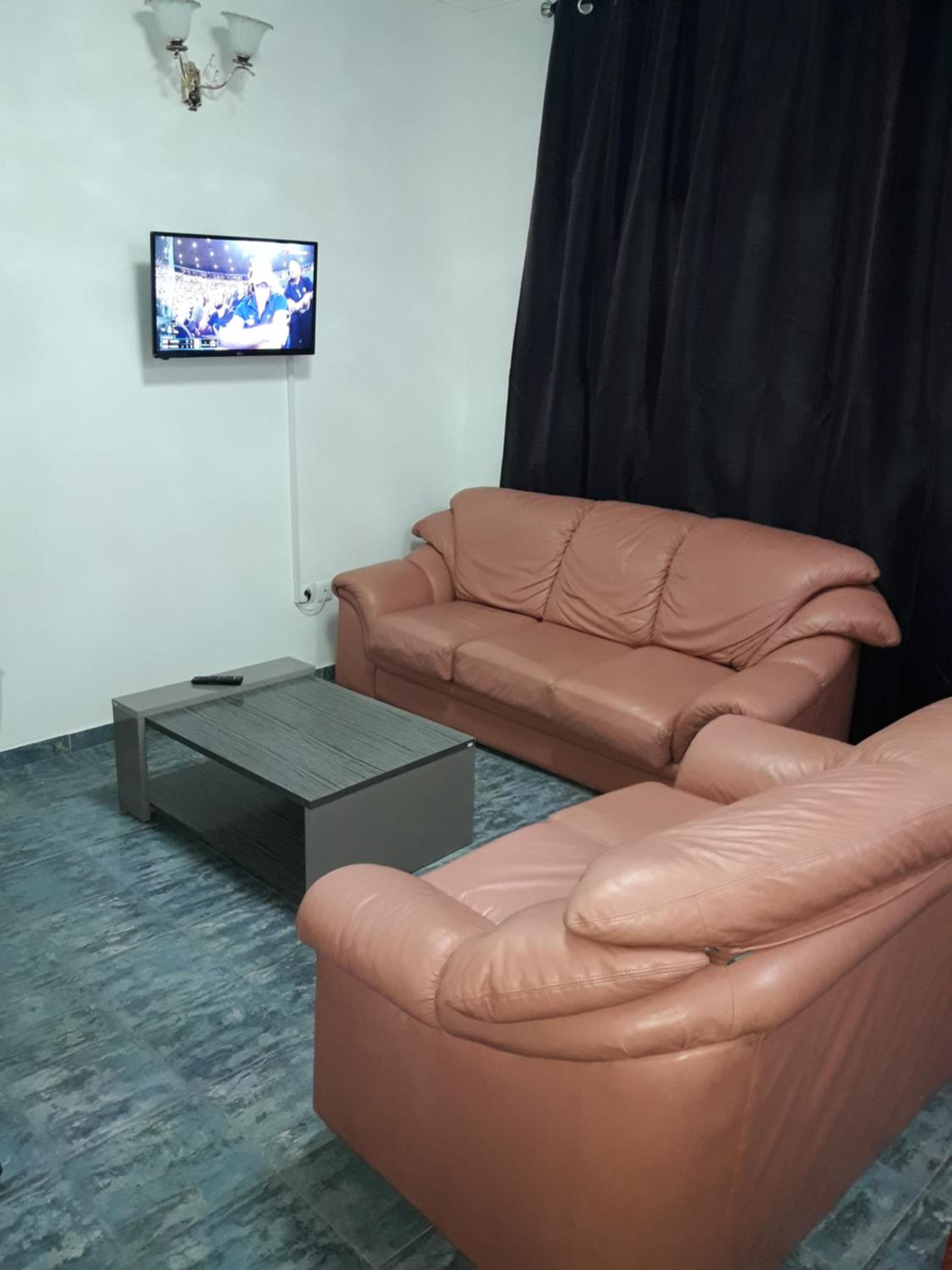 Superior King Suite photo 1