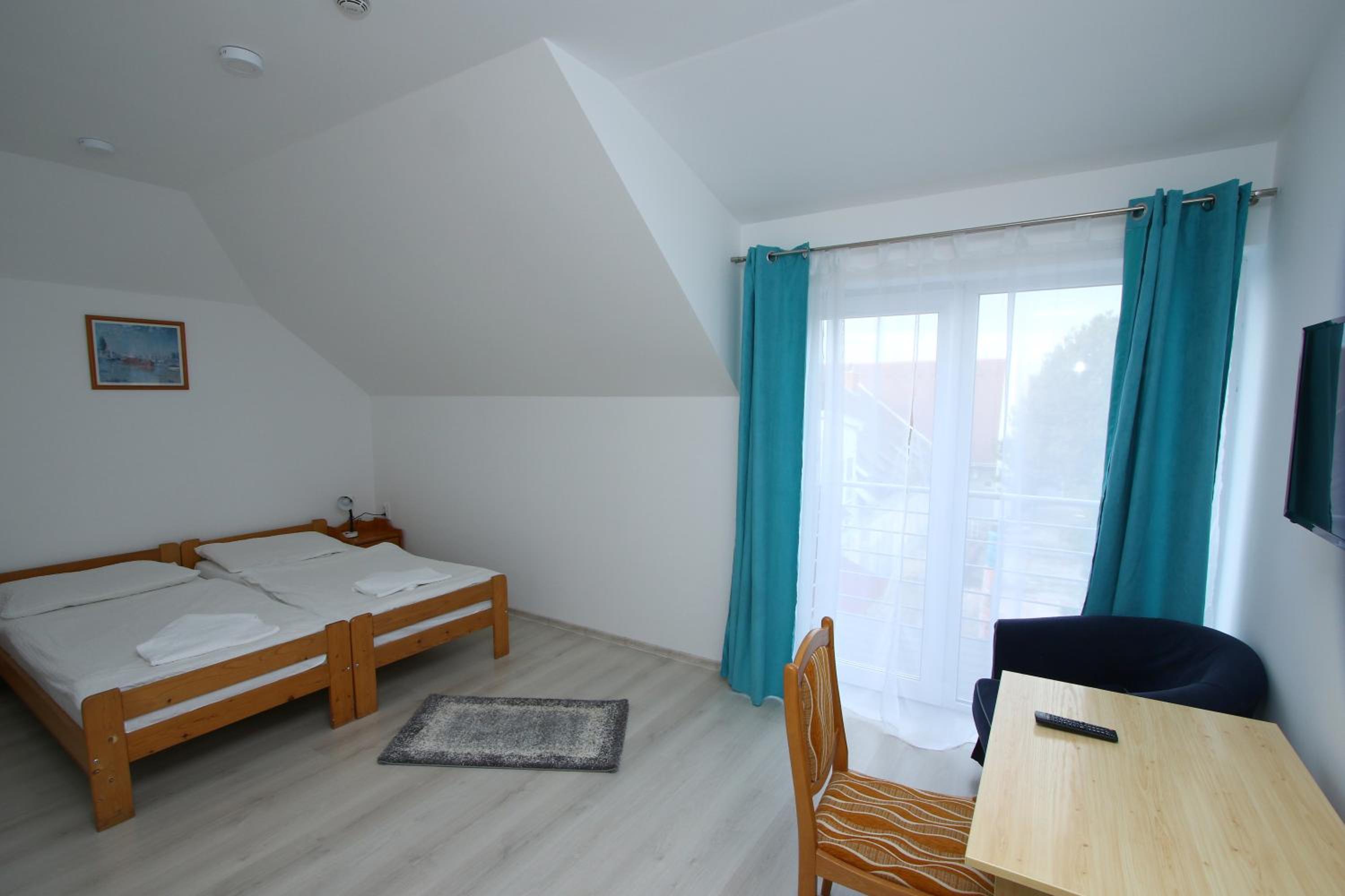Standard Double or Twin Room photo 1